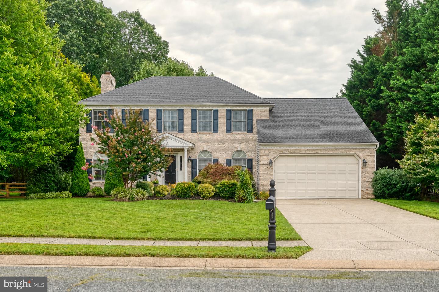 1903 GREENWOOD DR