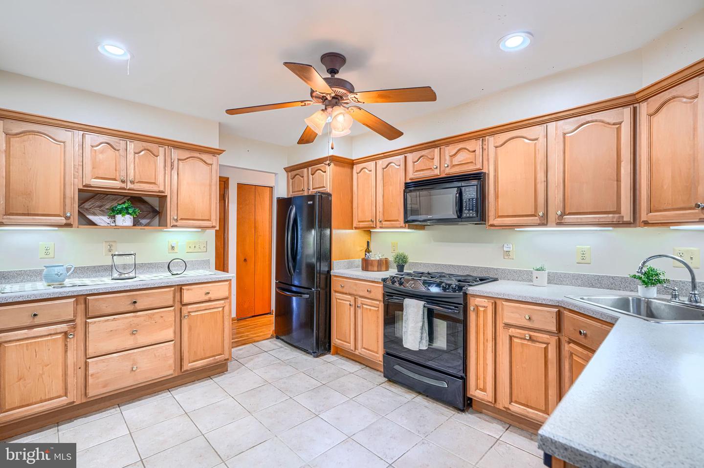 1802 Bear Creek Dr Property Photo 12
