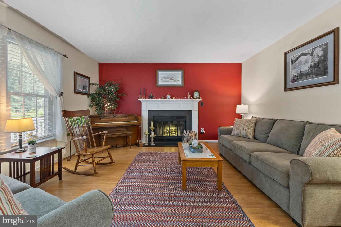 649 Kildonan Ct Property Photo 4