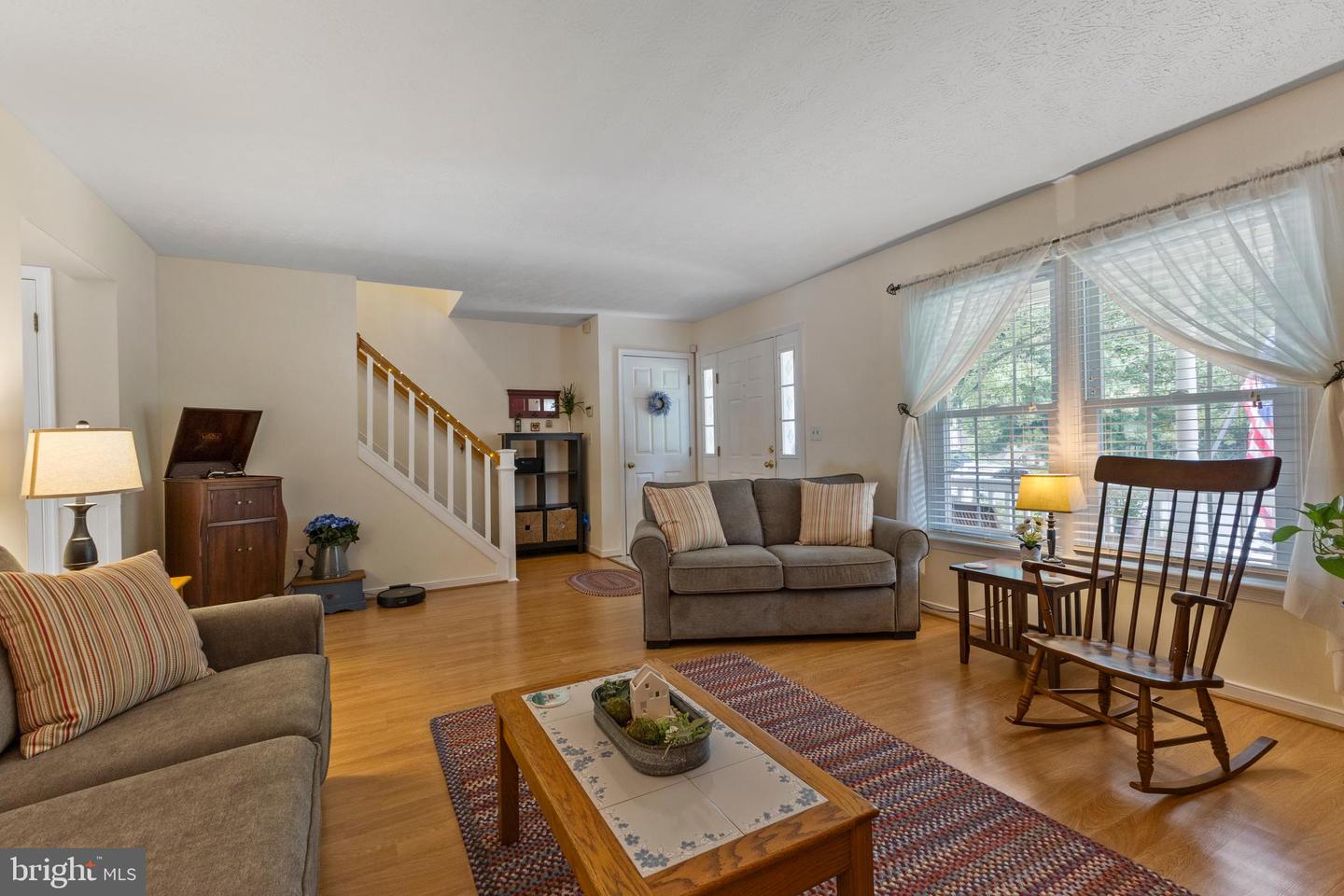 649 Kildonan Ct Property Photo 6