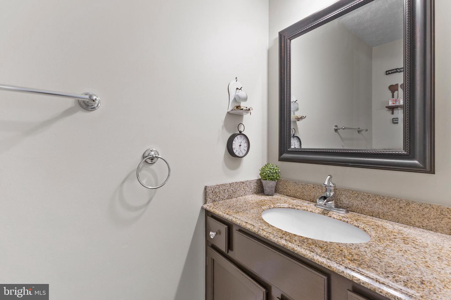 649 Kildonan Ct Property Photo 7