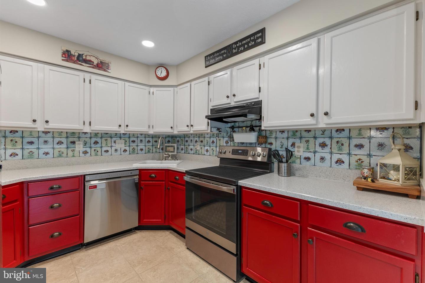 649 Kildonan Ct Property Photo 12