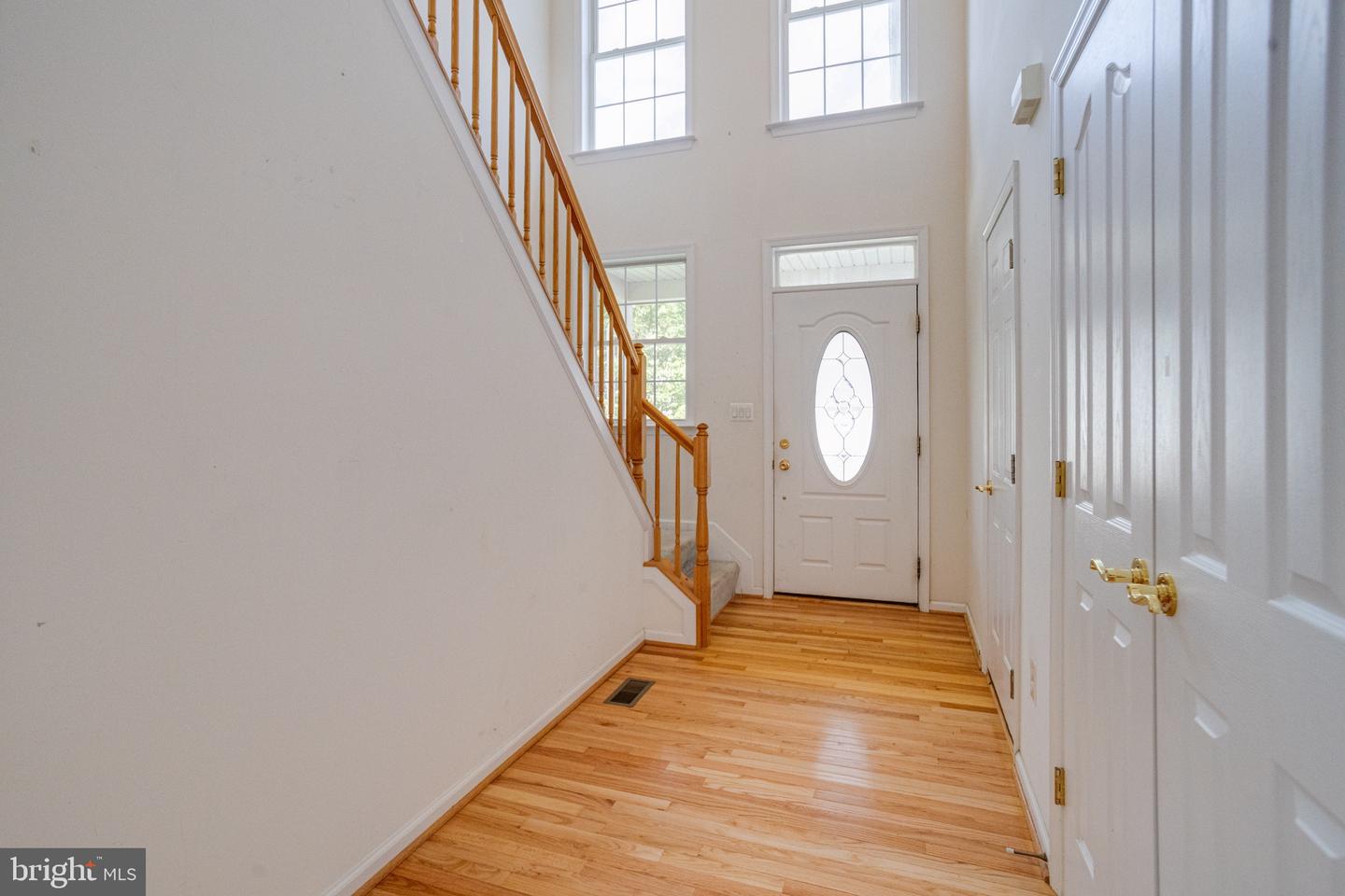 4835 Seven Trails Cir Property Photo 6