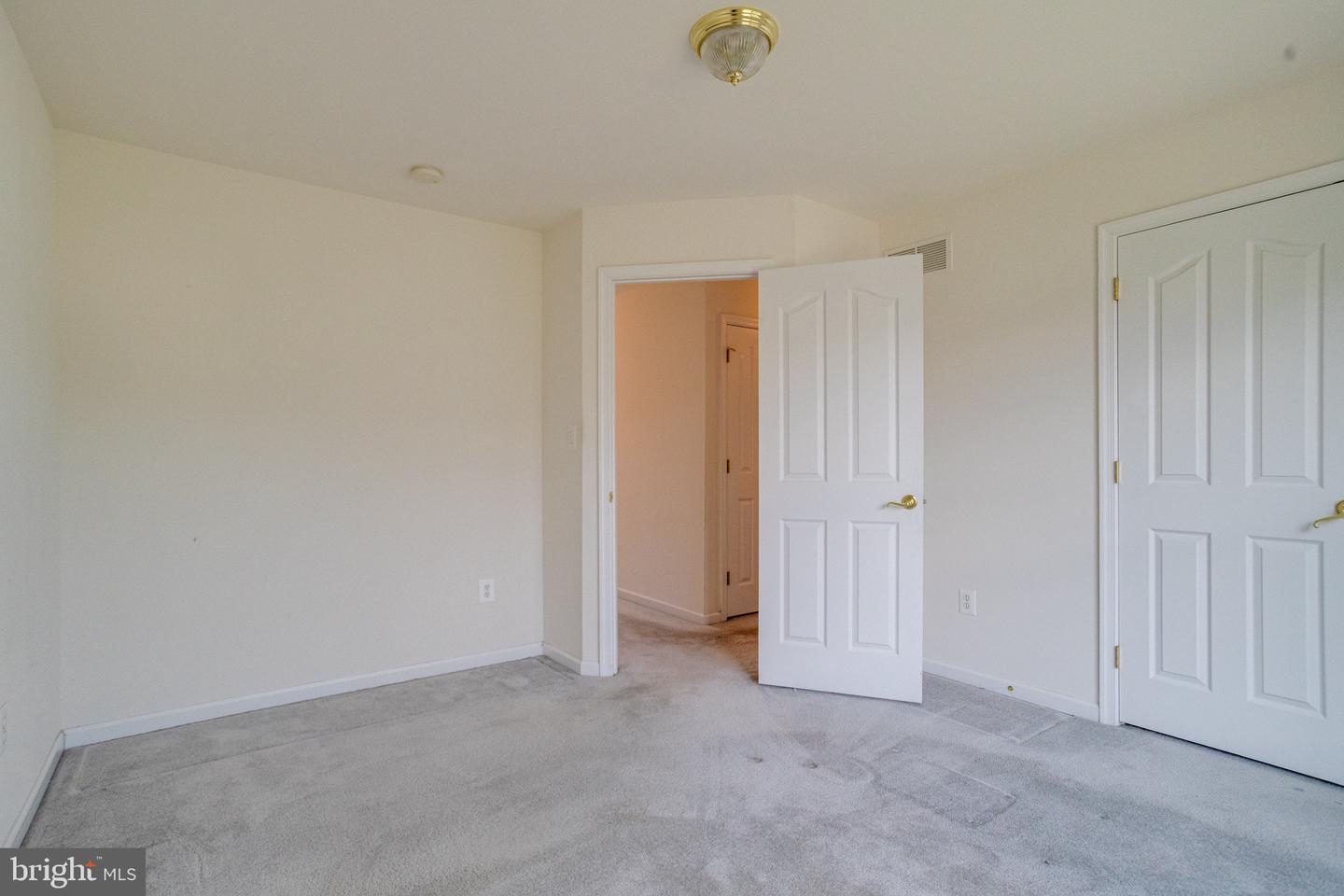 4835 Seven Trails Cir Property Photo 44