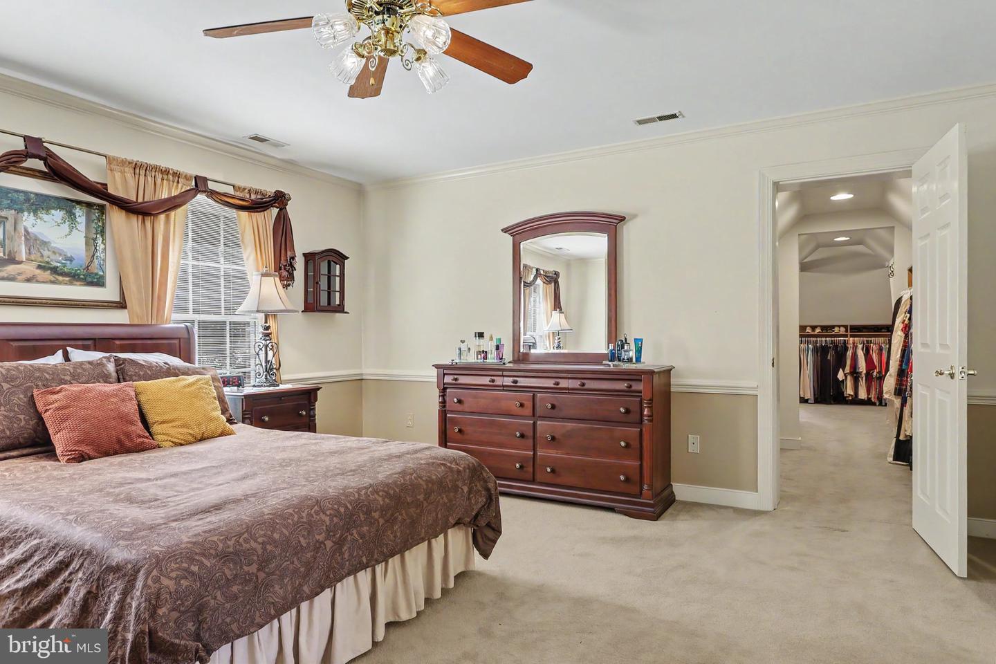 948 Glenangus Dr Property Photo 14
