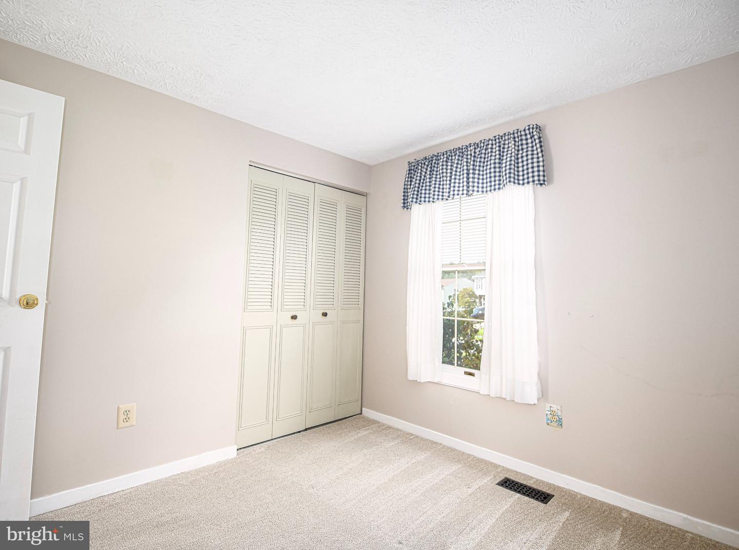 2927 Haddington Ct Property Photo 21