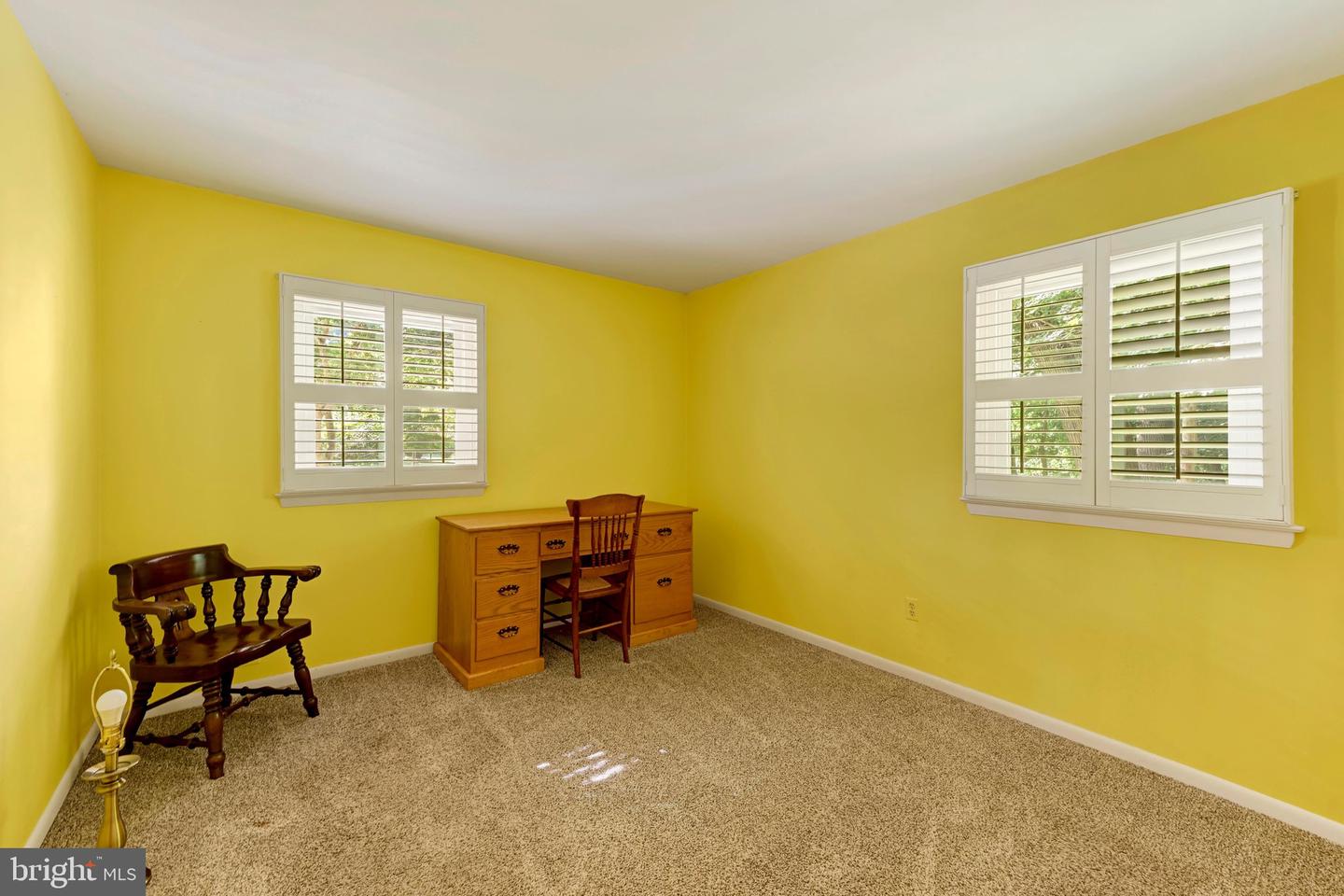 851 E Wheel Rd Property Photo 18