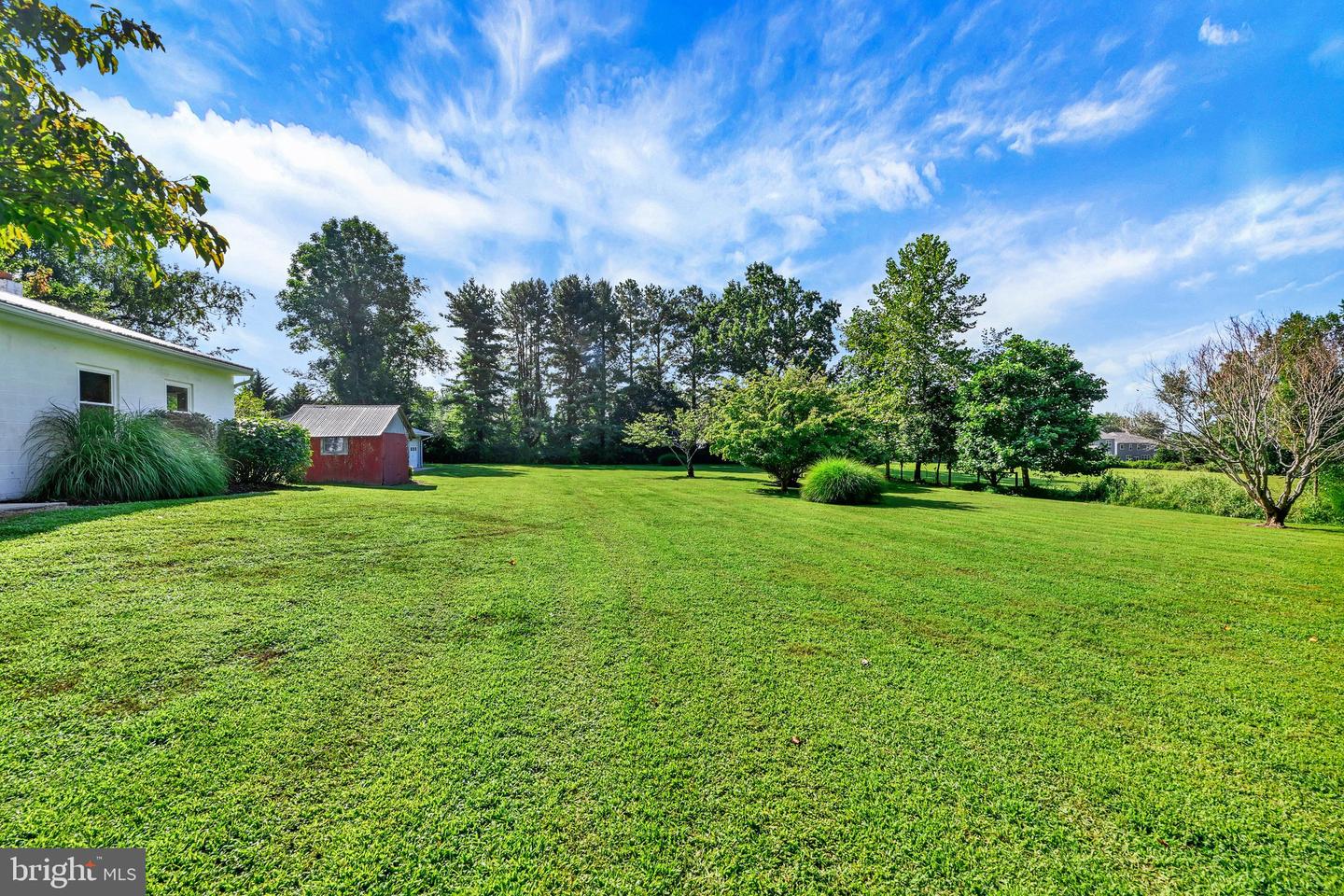 851 E Wheel Rd Property Photo 33