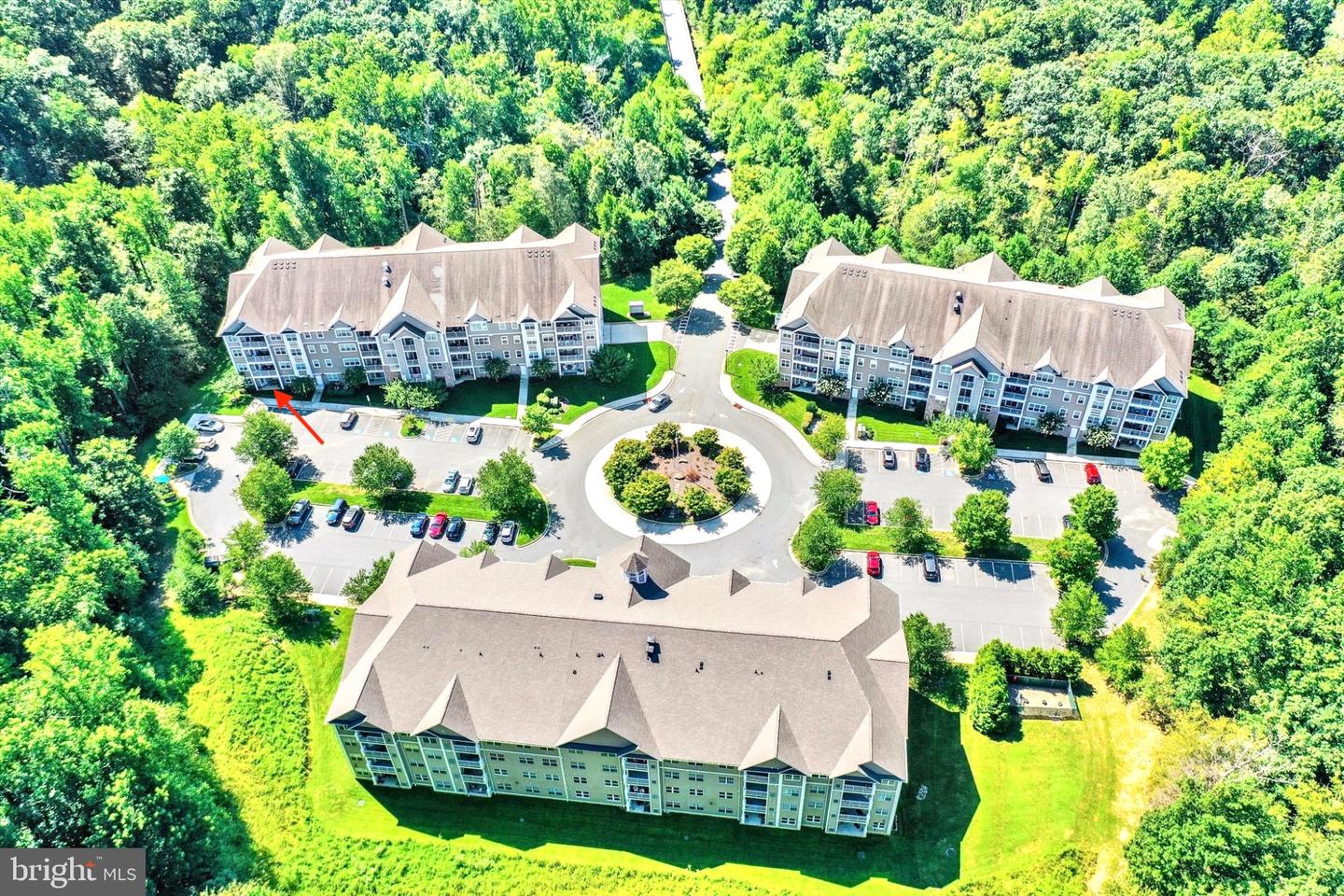 901 Macphail Woods Xing #1i Property Photo 2