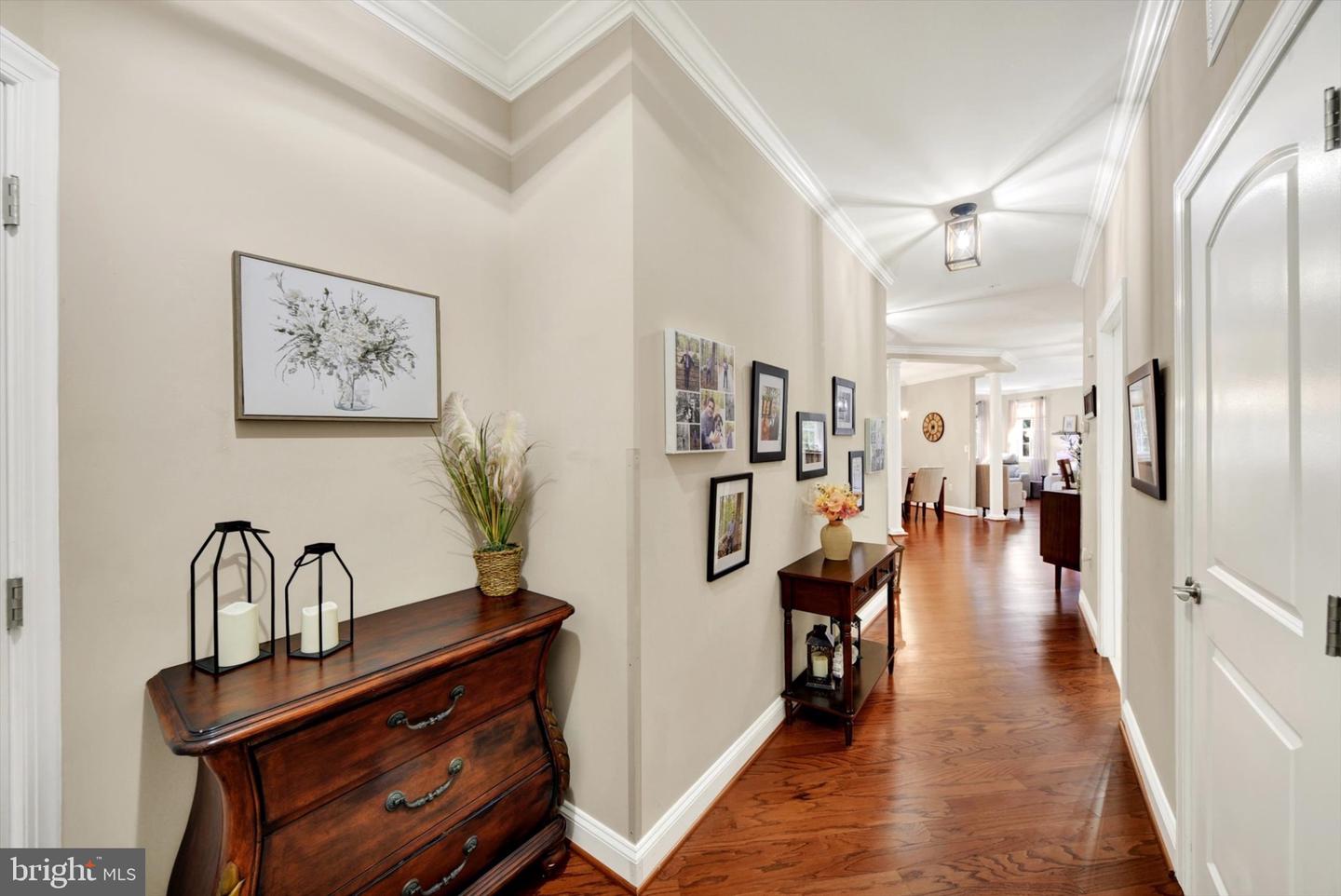 901 Macphail Woods Xing #1i Property Photo 9