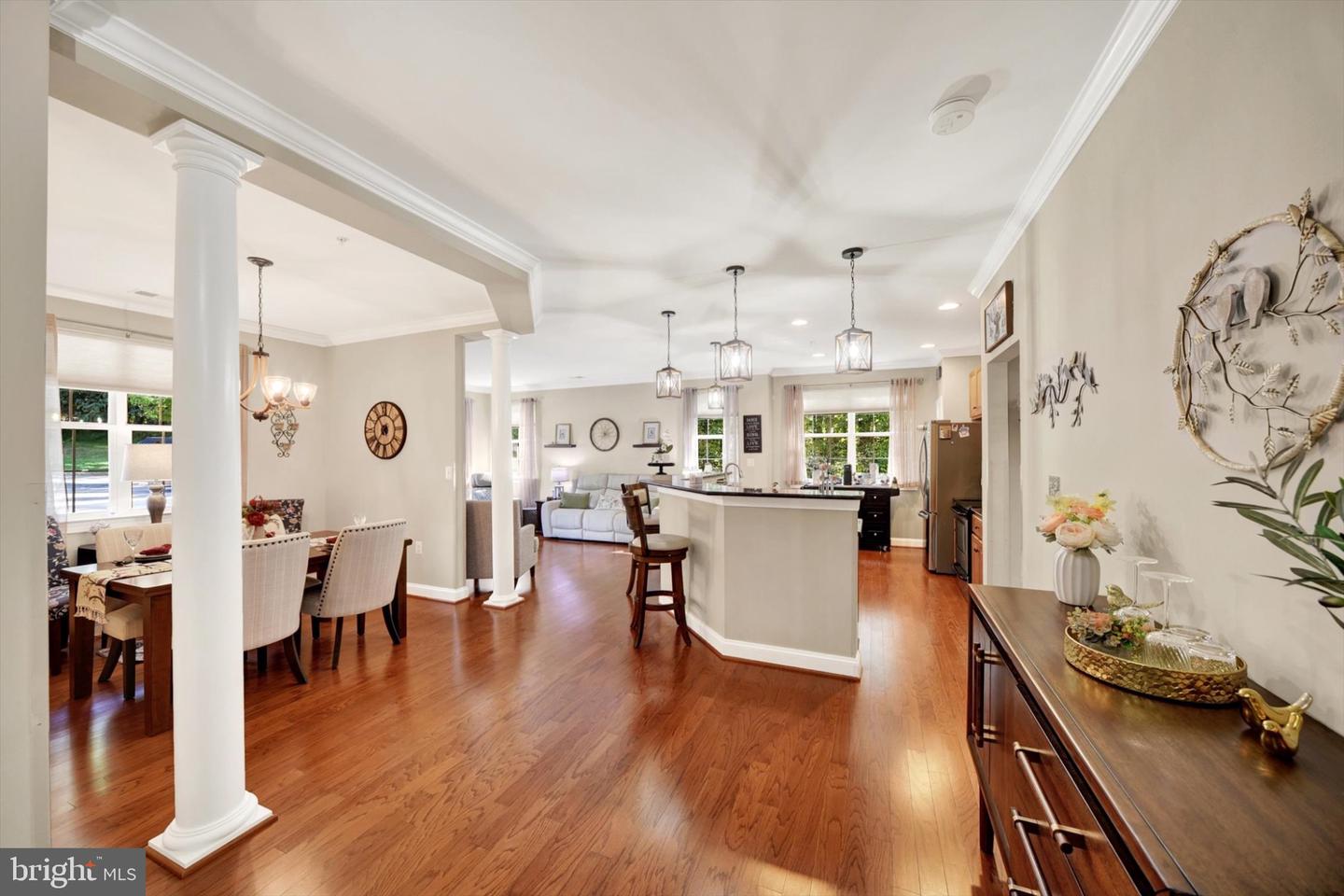 901 Macphail Woods Xing #1i Property Photo 10