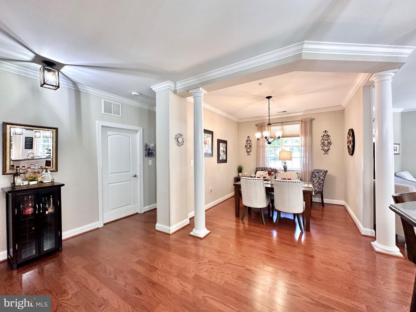 901 Macphail Woods Xing #1i Property Photo 11