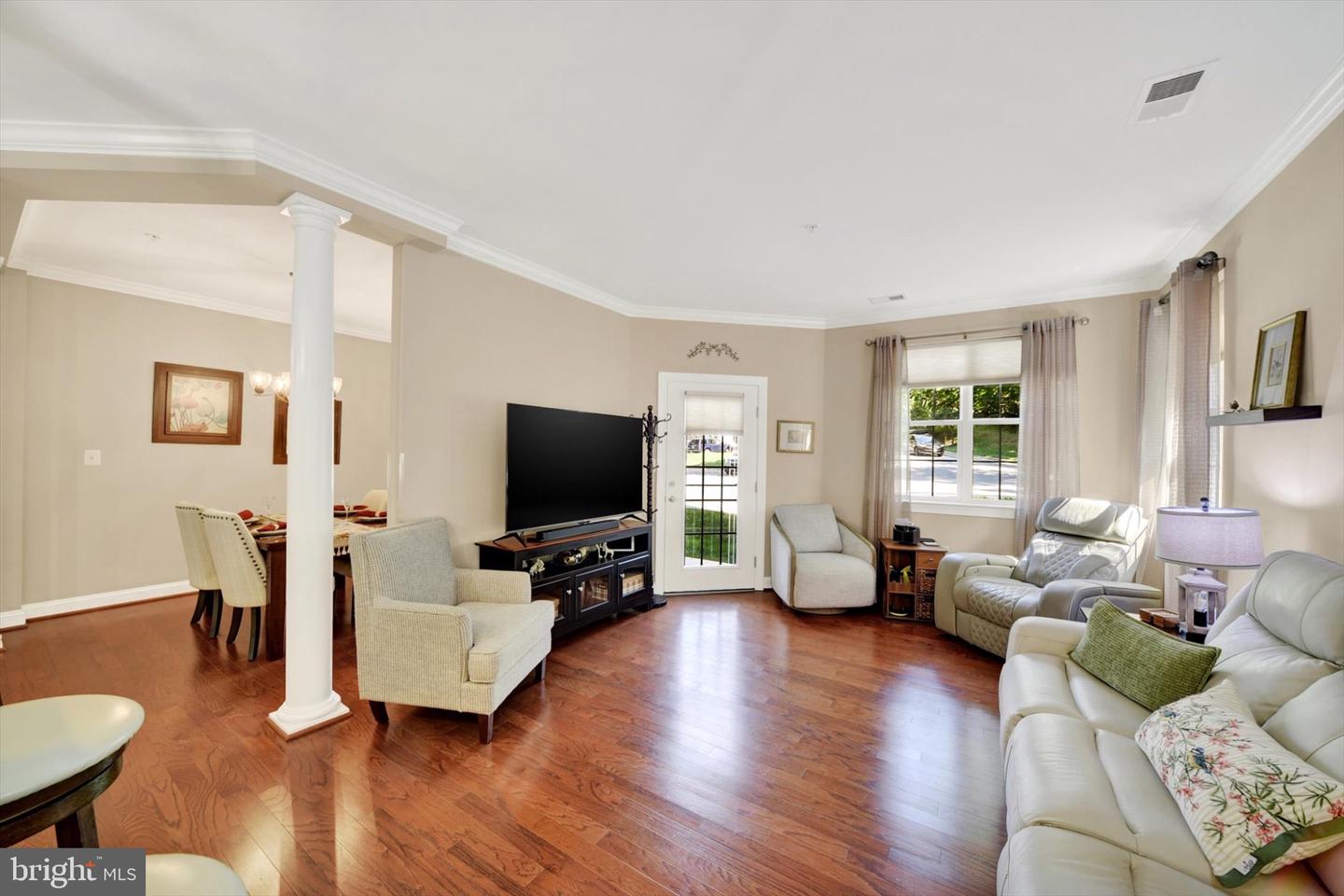 901 Macphail Woods Xing #1i Property Photo 24