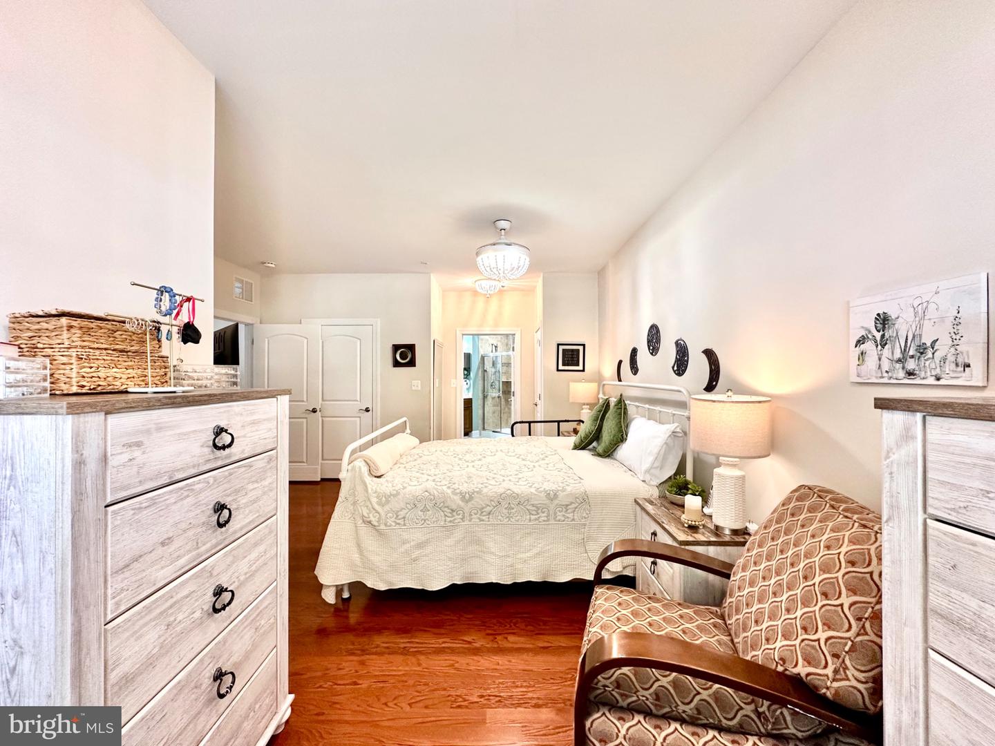 901 Macphail Woods Xing #1i Property Photo 32