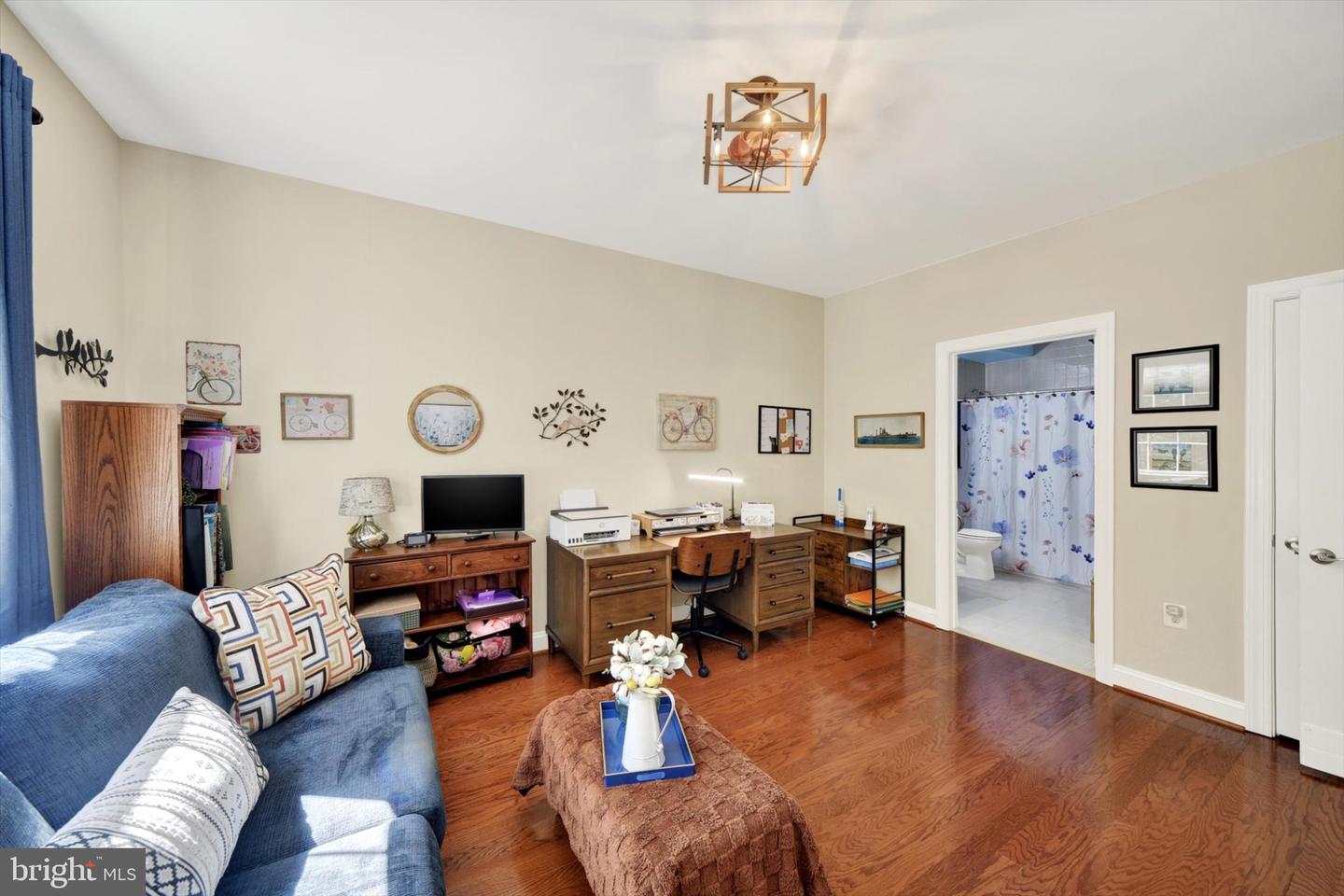 901 Macphail Woods Xing #1i Property Photo 39