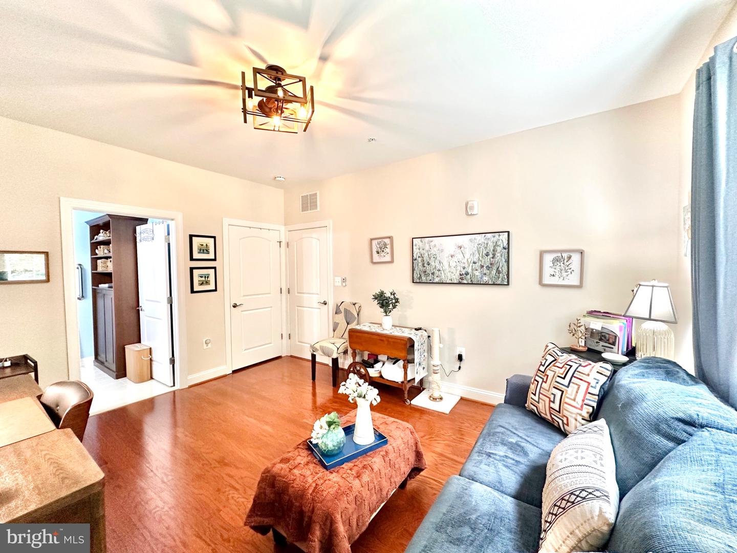 901 Macphail Woods Xing #1i Property Photo 40