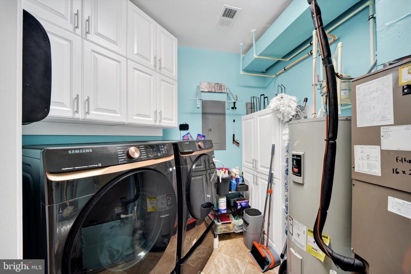 901 Macphail Woods Xing #1i Property Photo 51