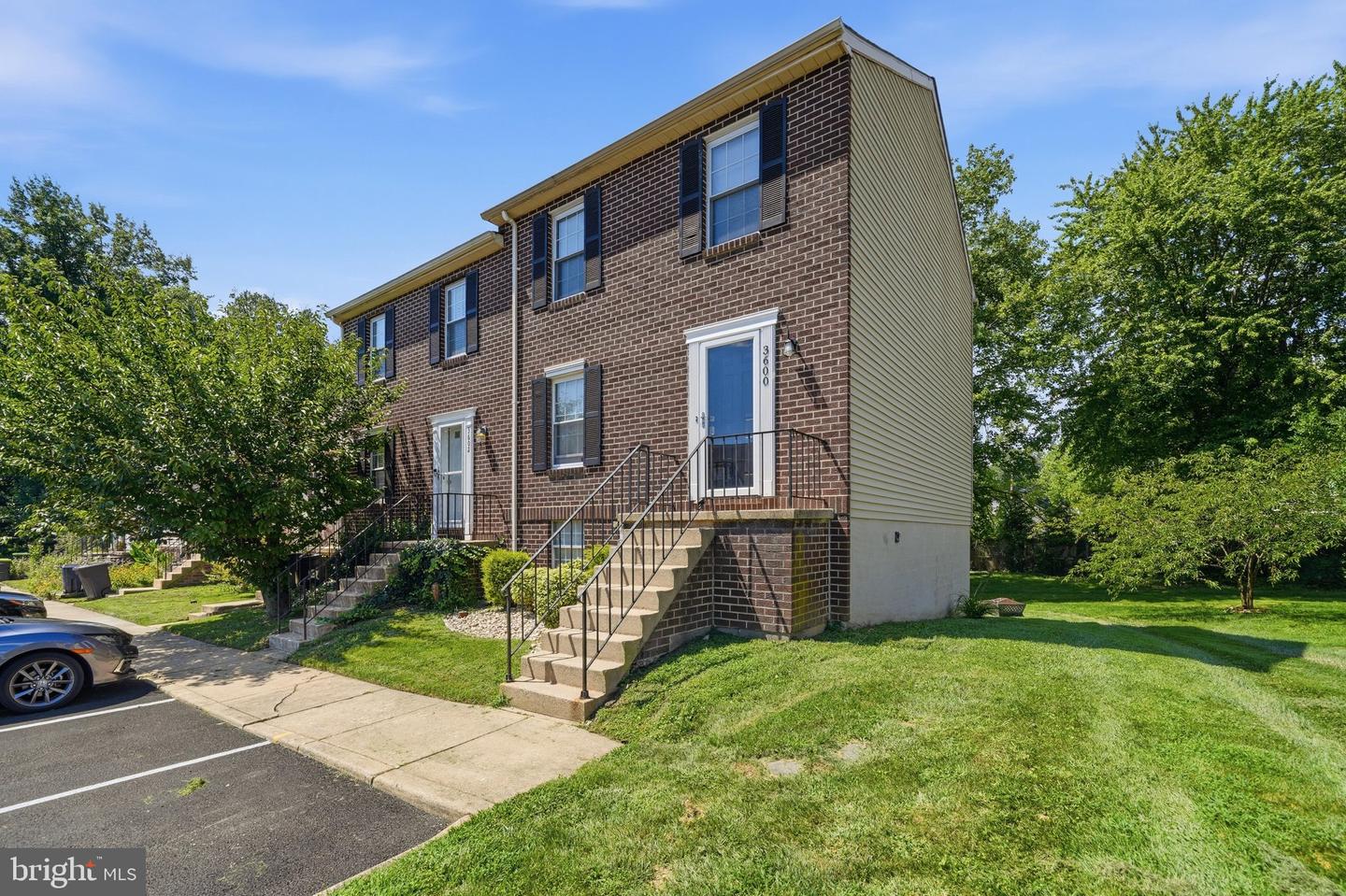 3600 Marpat Dr Property Photo 2