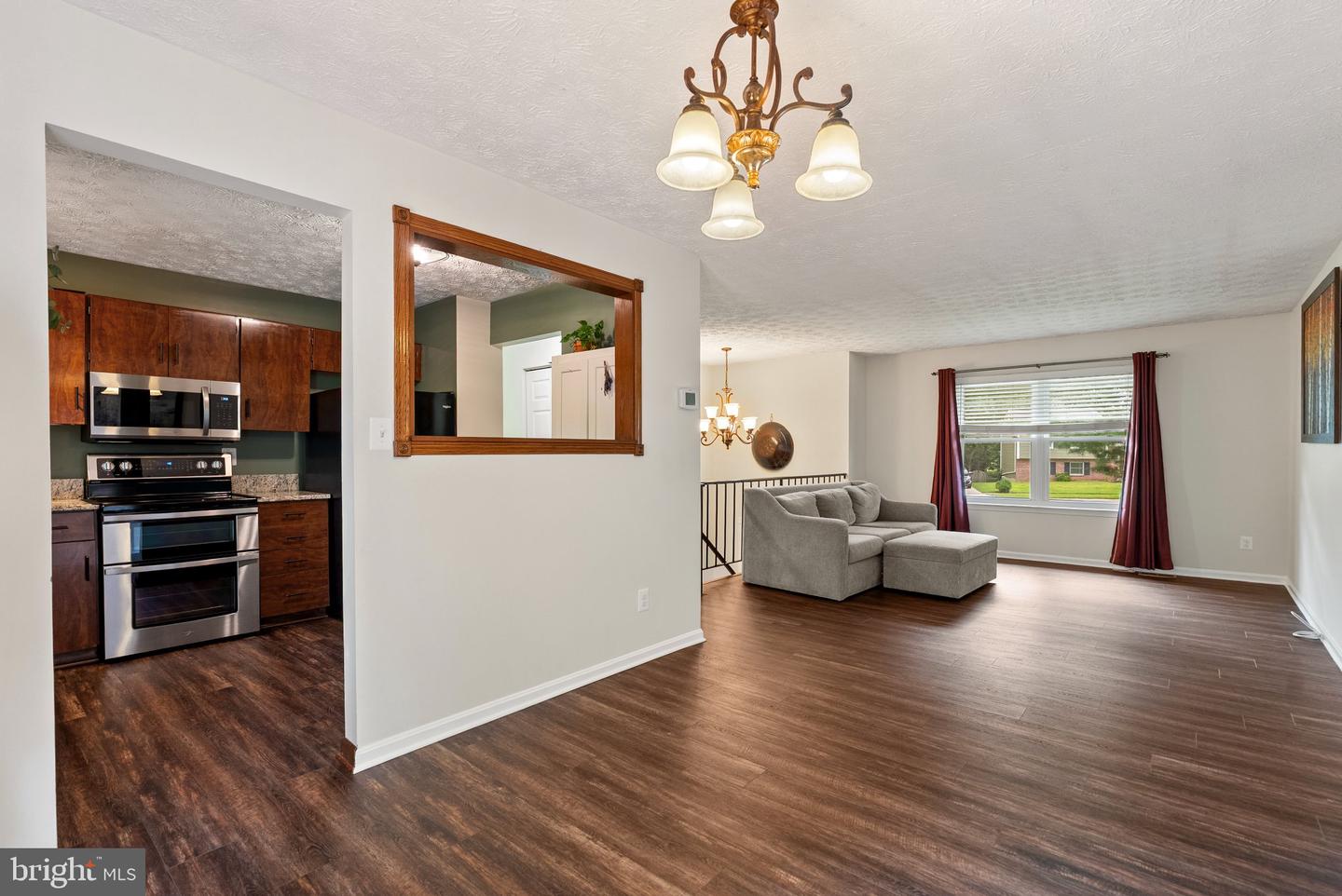 2805 Merrick Way Property Photo 8