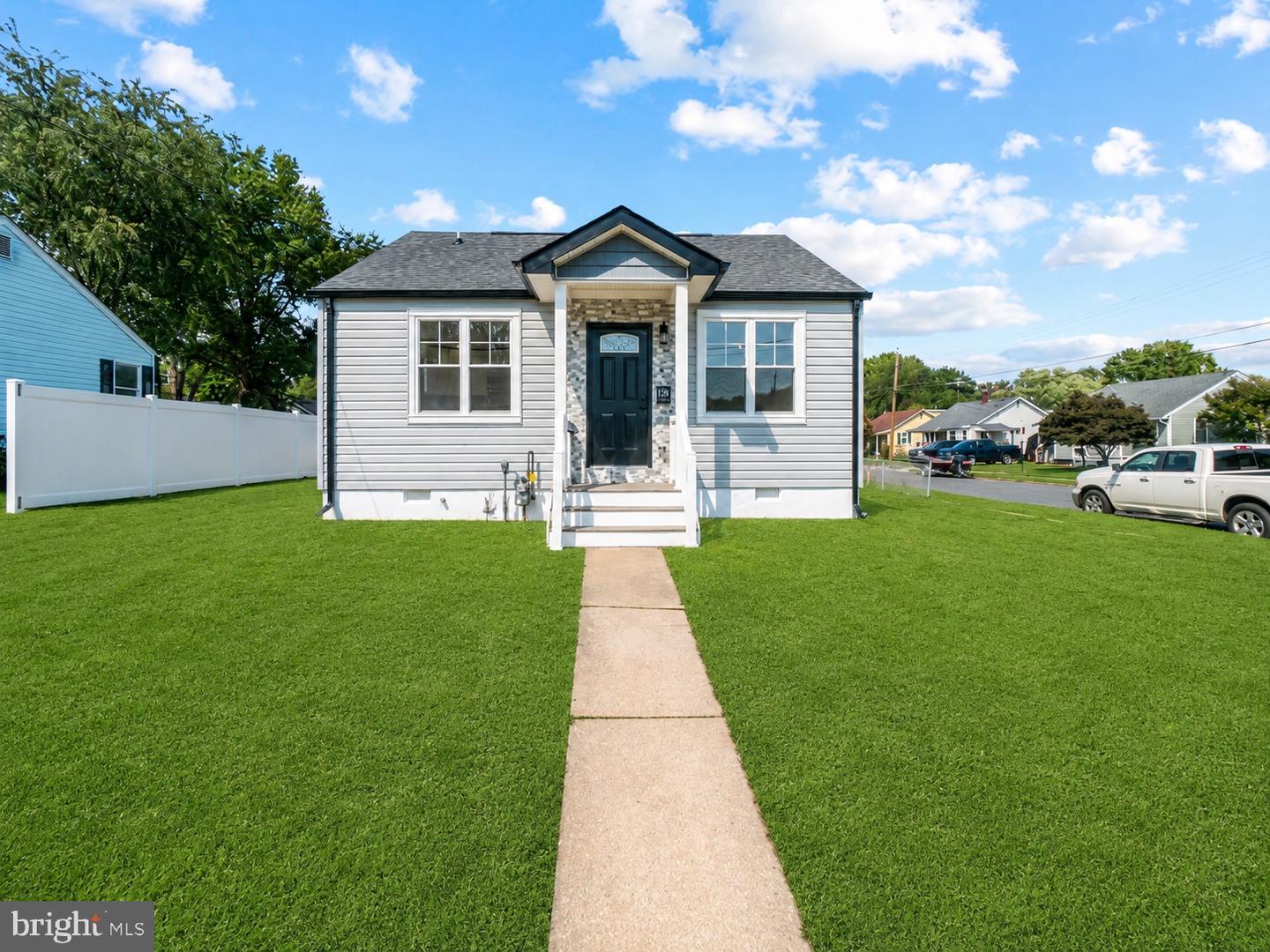 89 NORMAN AVE