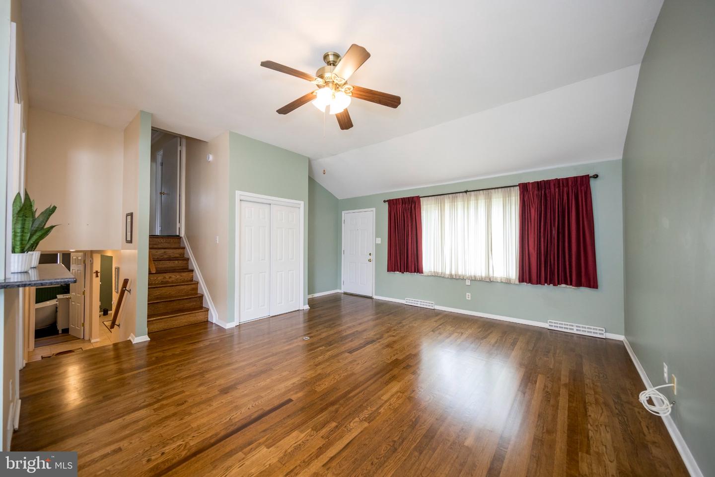 427 Roberts Way Property Photo 12