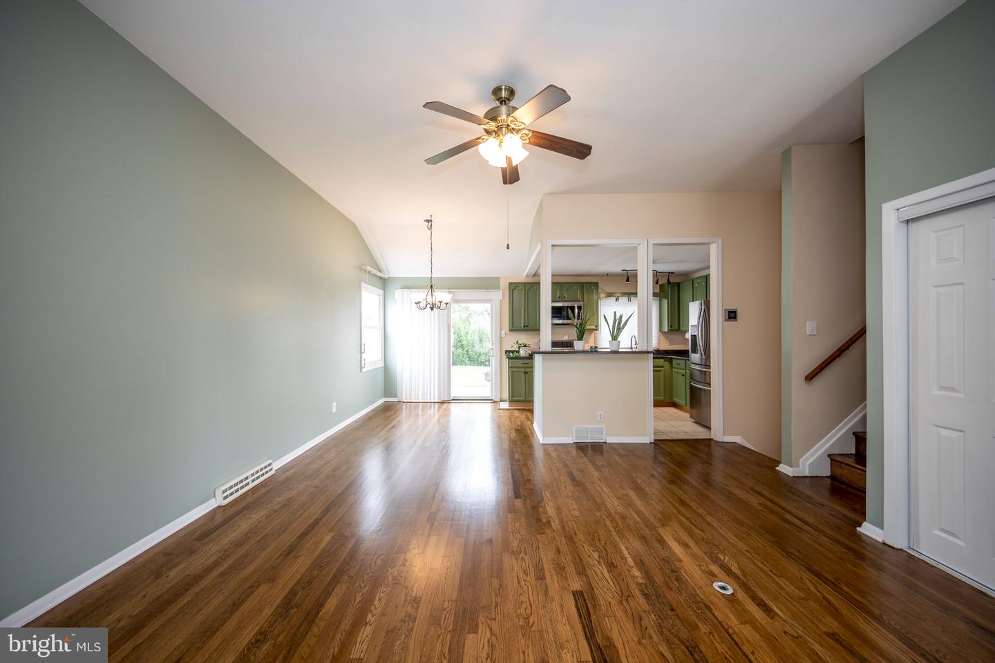 427 Roberts Way Property Photo 13