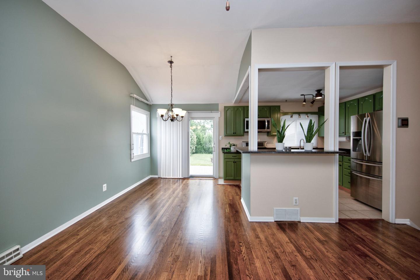 427 Roberts Way Property Photo 15