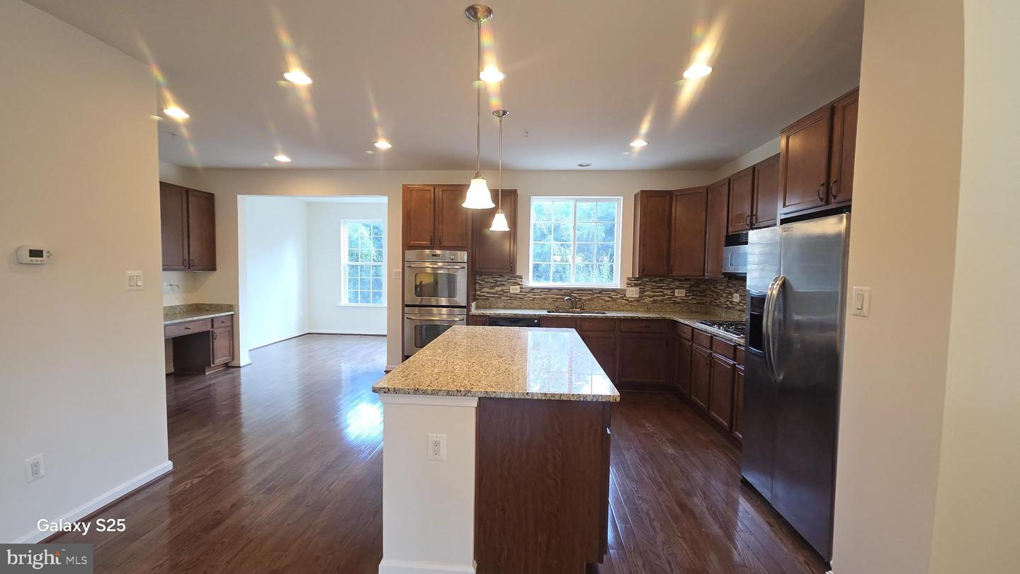 1410 Sherman Ct Property Photo 11