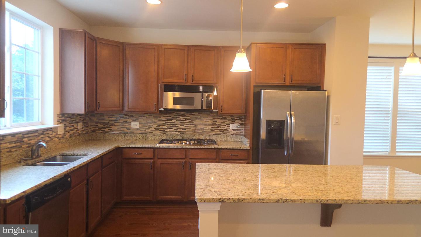 1410 Sherman Ct Property Photo 20
