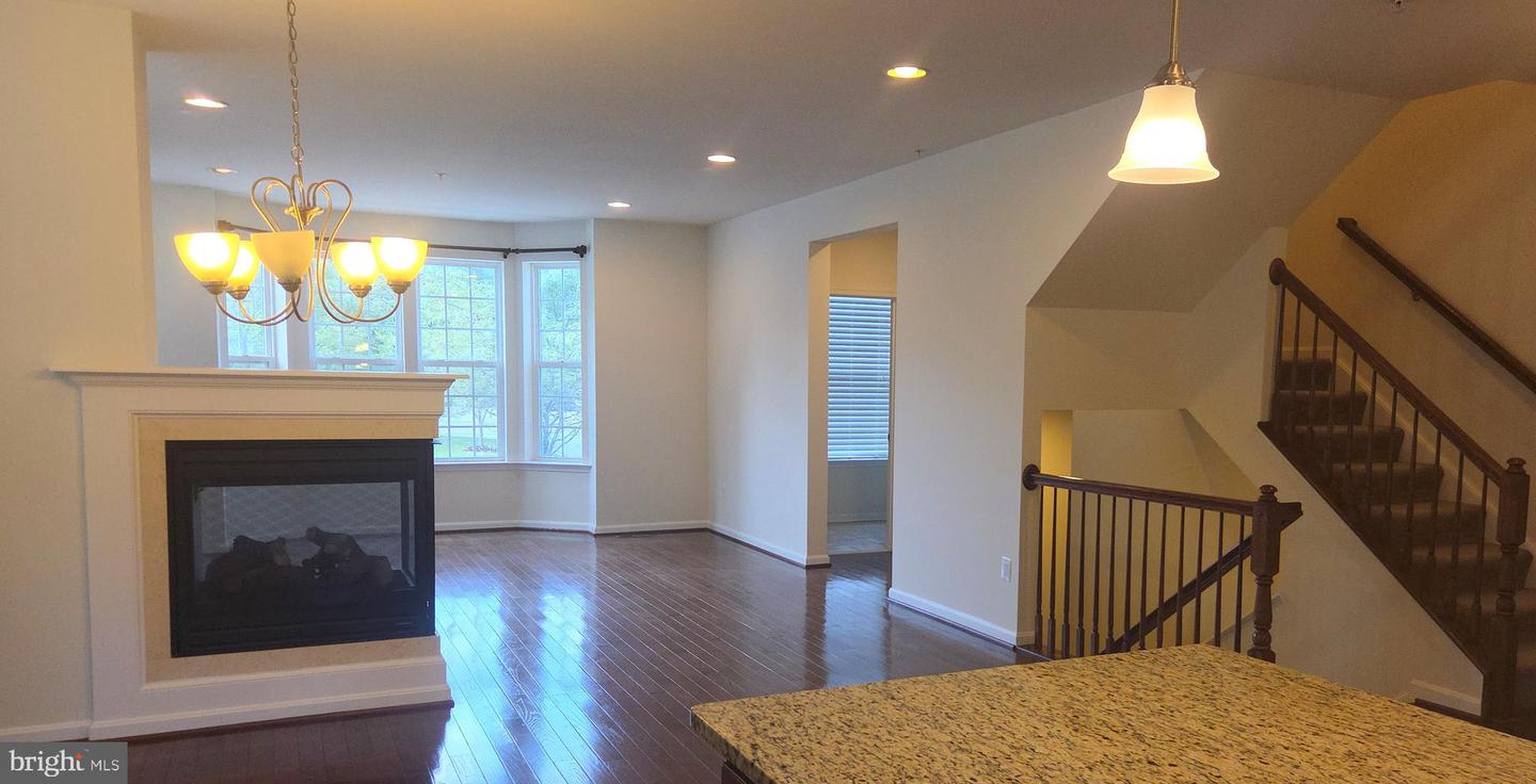 1410 Sherman Ct Property Photo 22