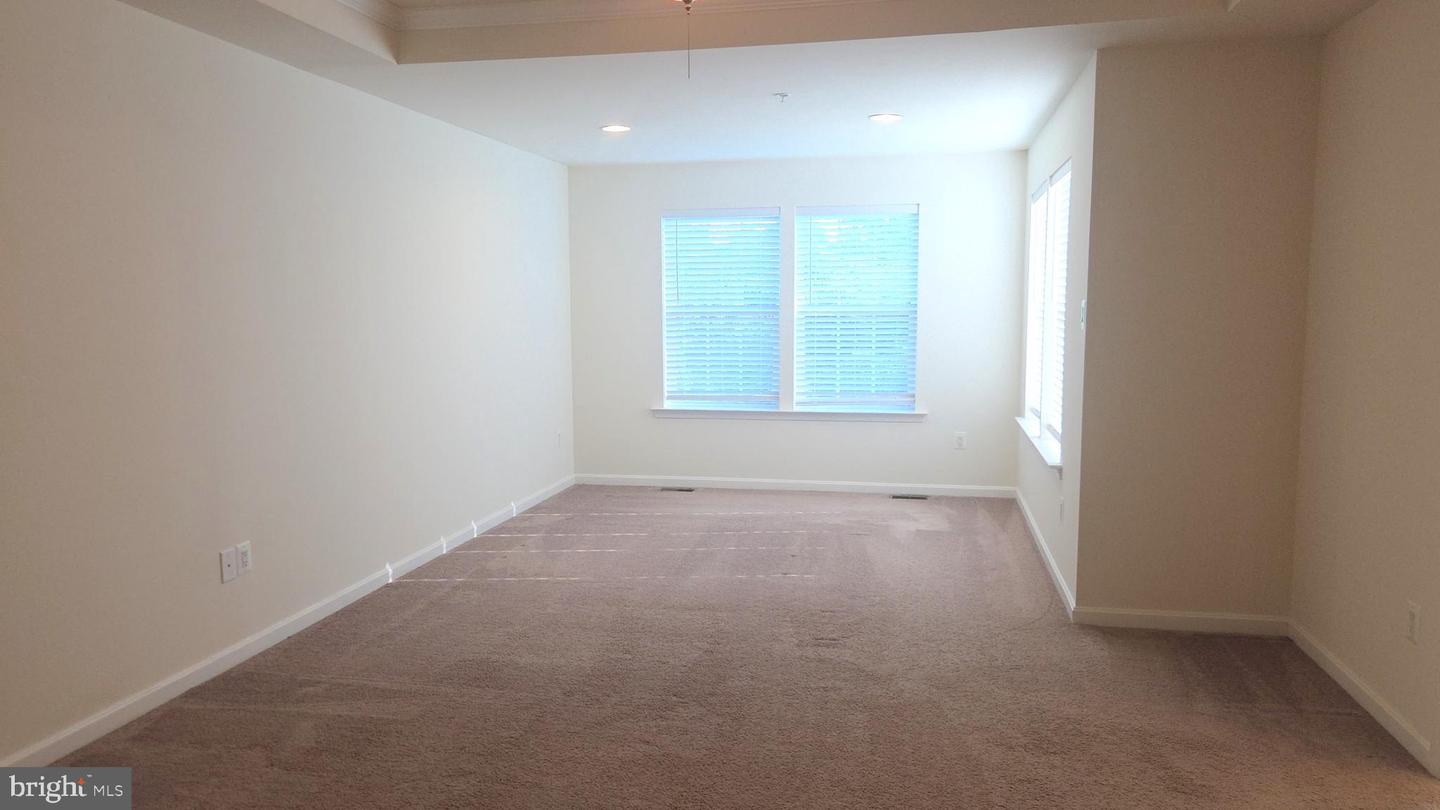 1410 Sherman Ct Property Photo 32