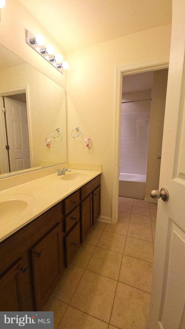 1410 Sherman Ct Property Photo 50