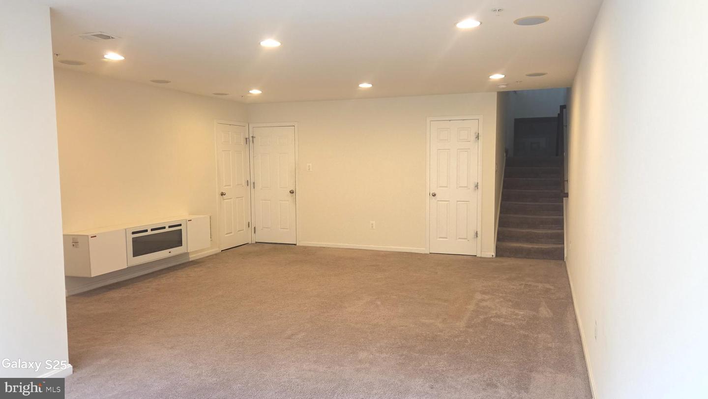 1410 Sherman Ct Property Photo 73