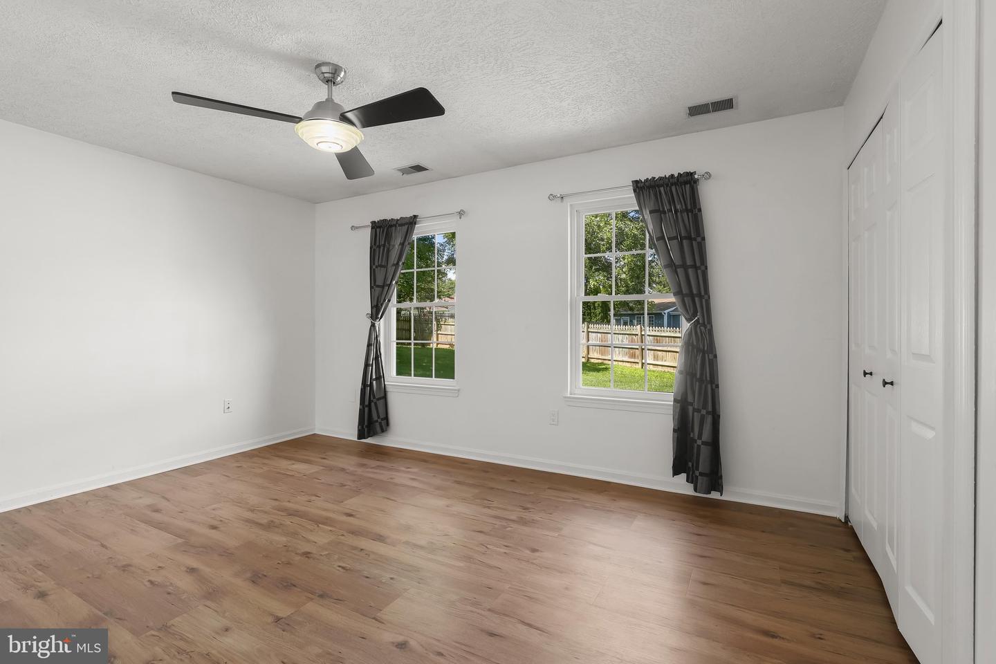 310 Barclay Ct Property Photo 20