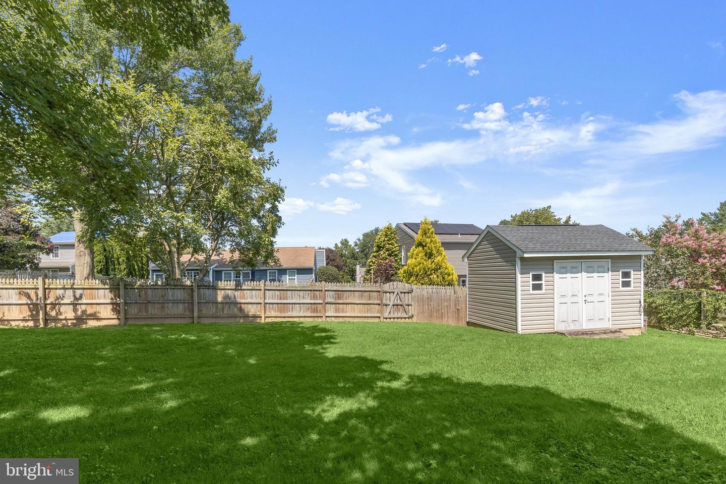 310 Barclay Ct Property Photo 39