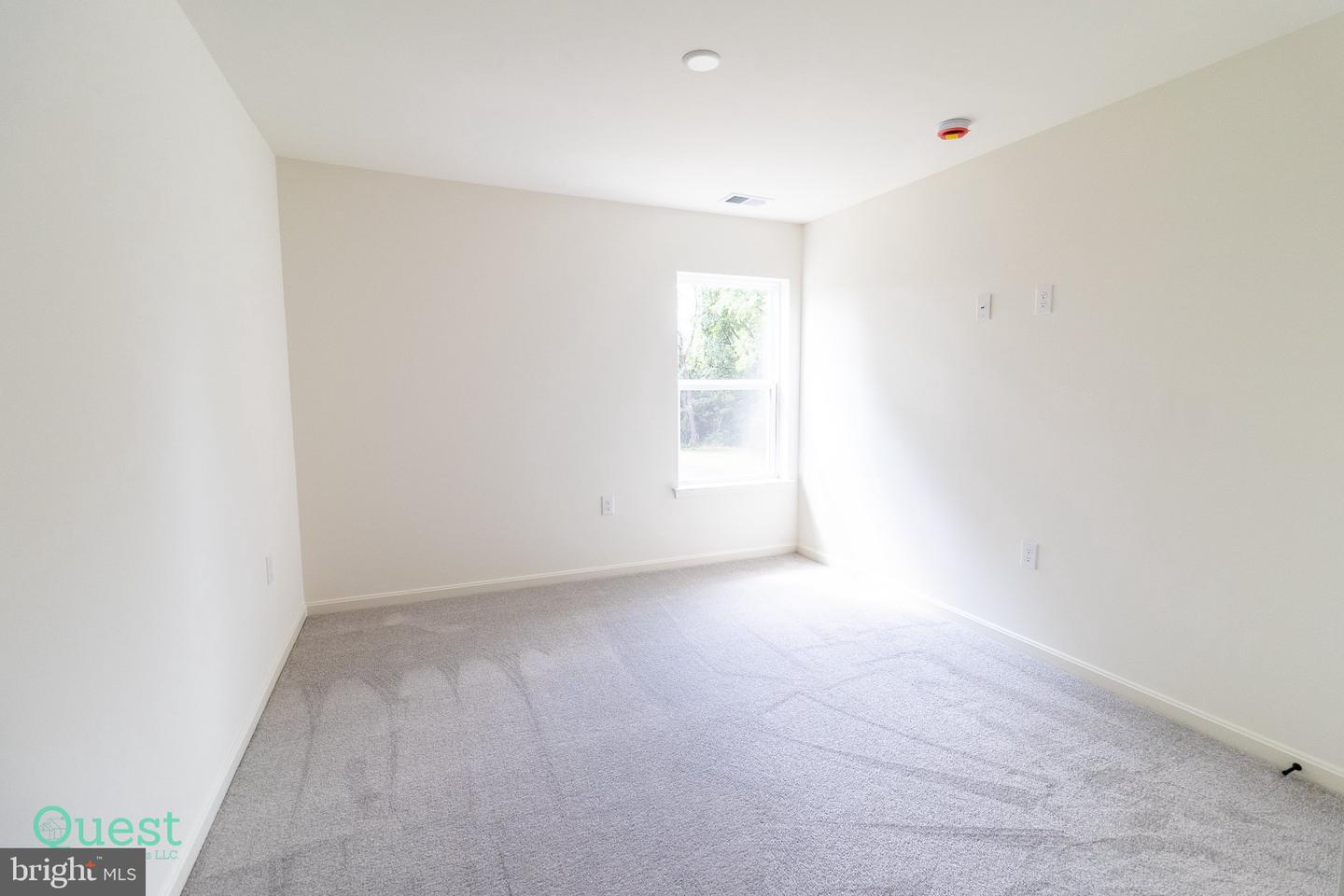 2113 Nuttal Ave Property Photo 41