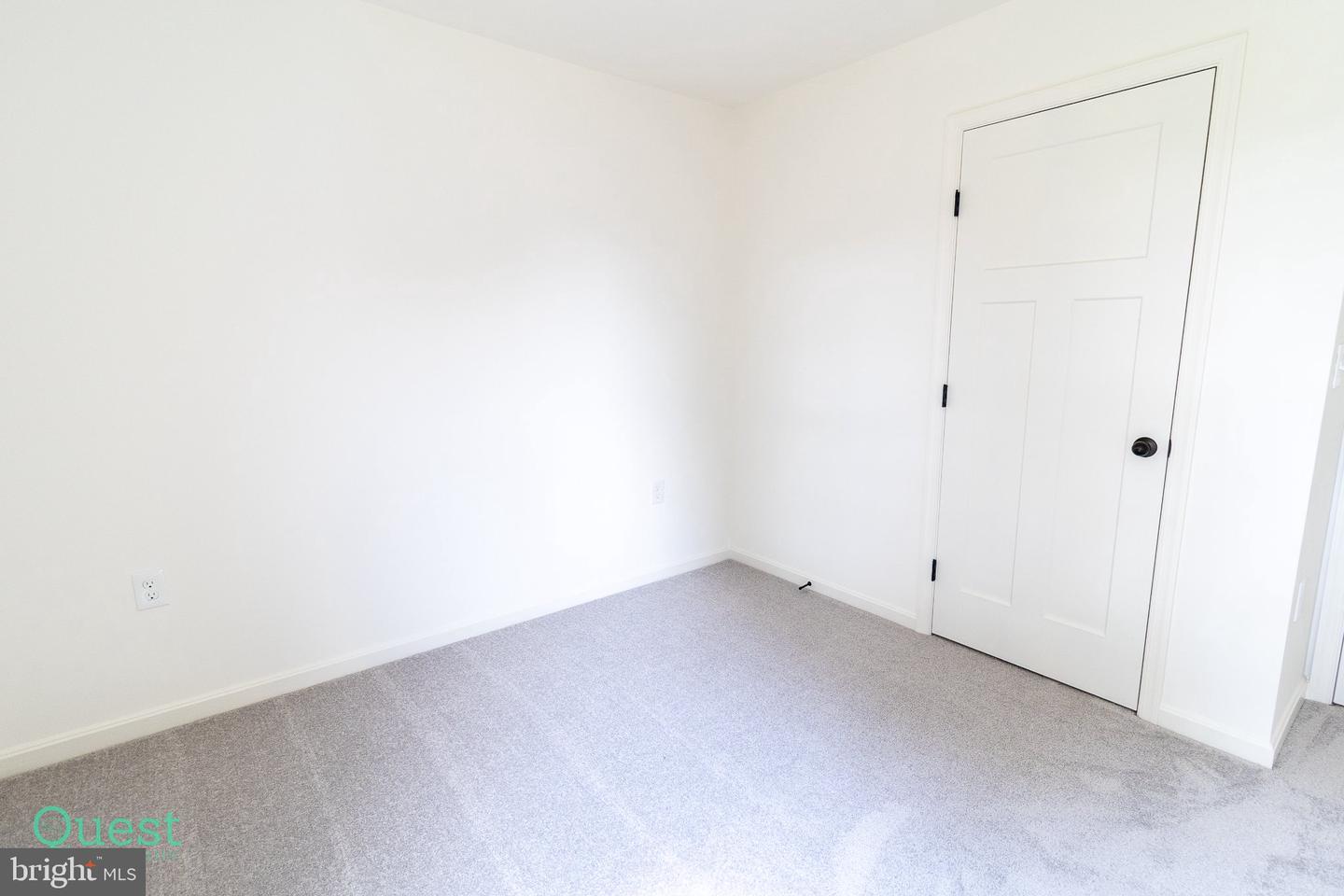 2113 Nuttal Ave Property Photo 42