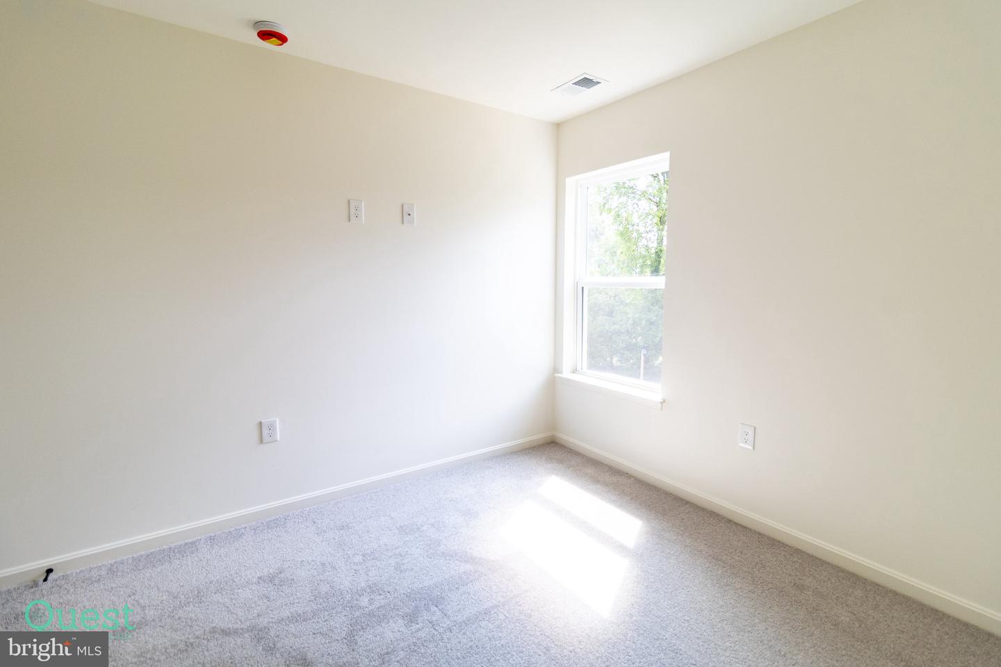 2113 Nuttal Ave Property Photo 45