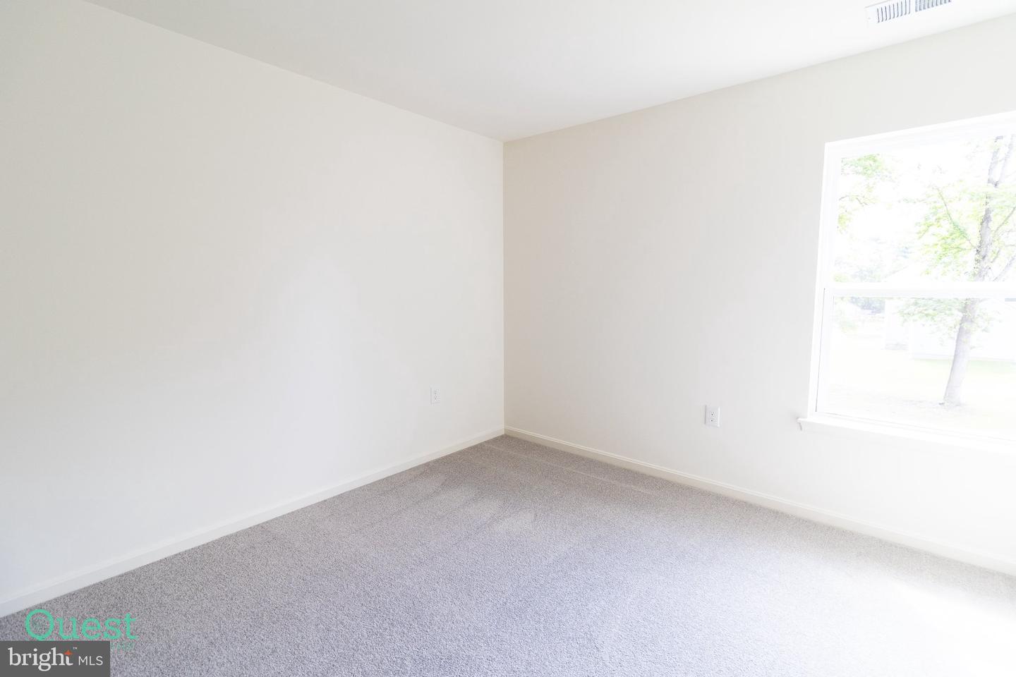 2113 Nuttal Ave Property Photo 48