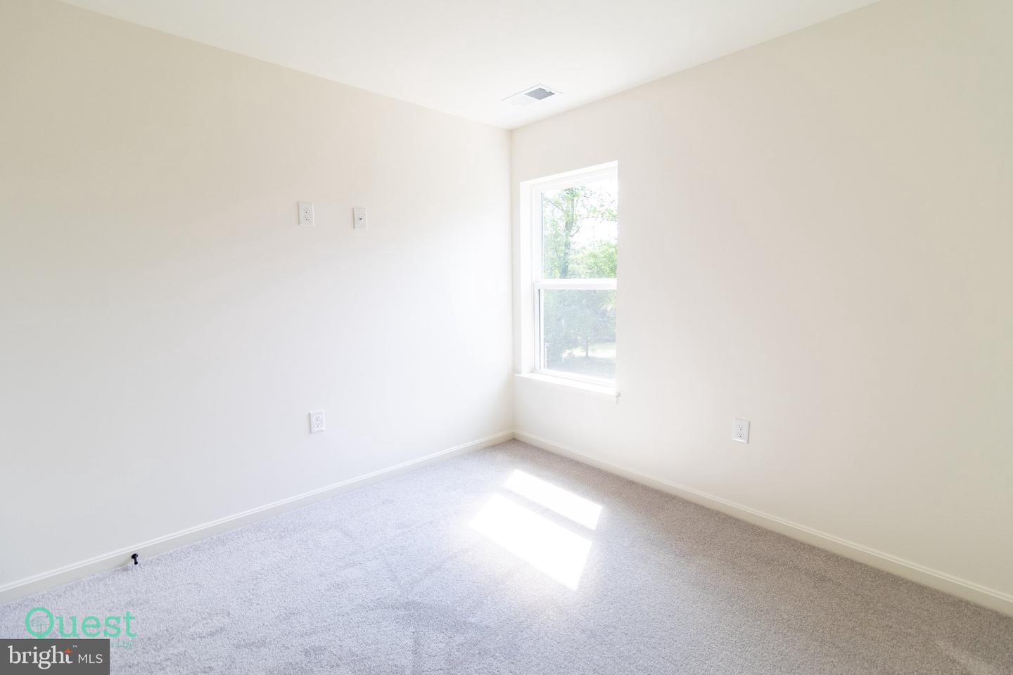 2113 Nuttal Ave Property Photo 49