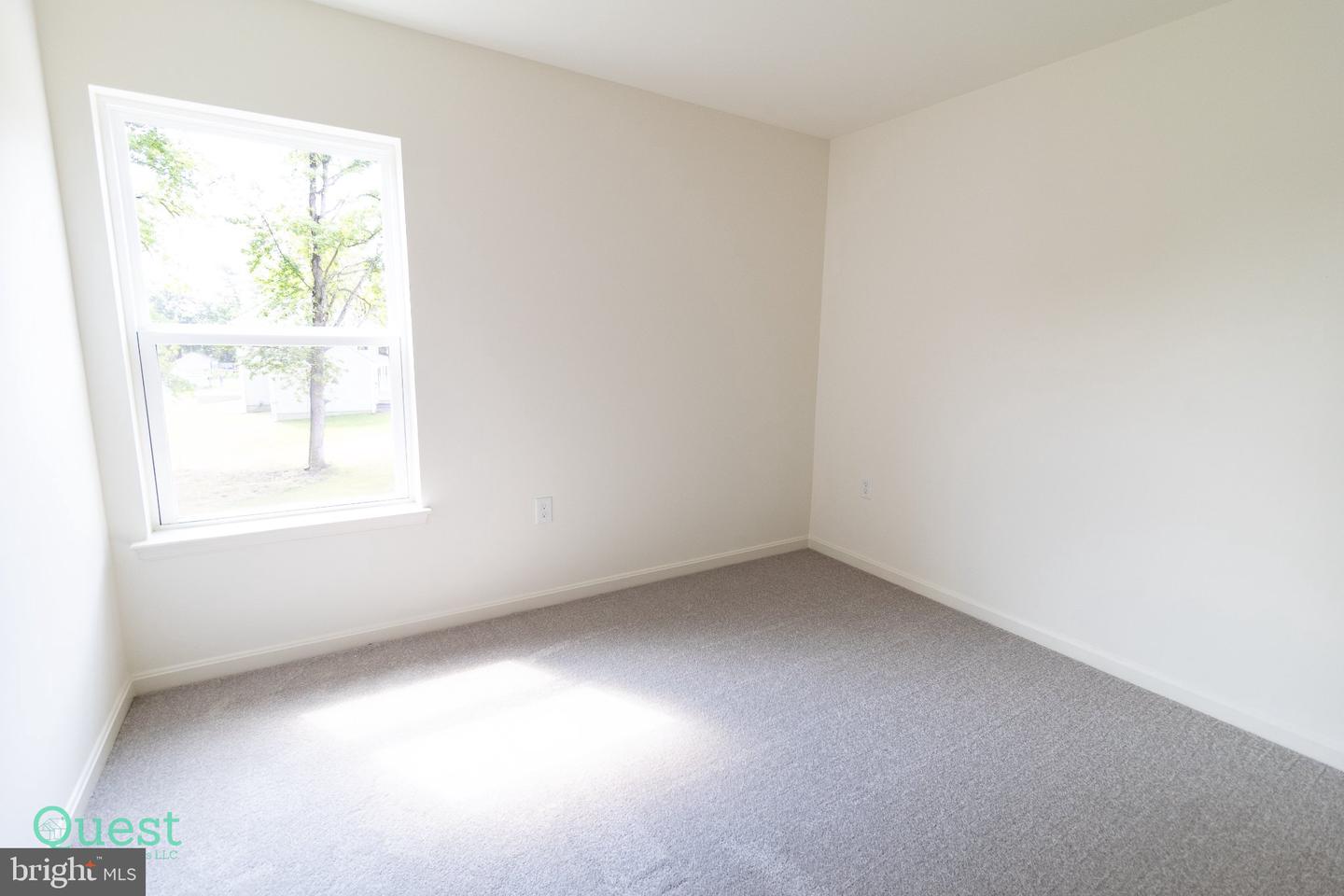 2113 Nuttal Ave Property Photo 53