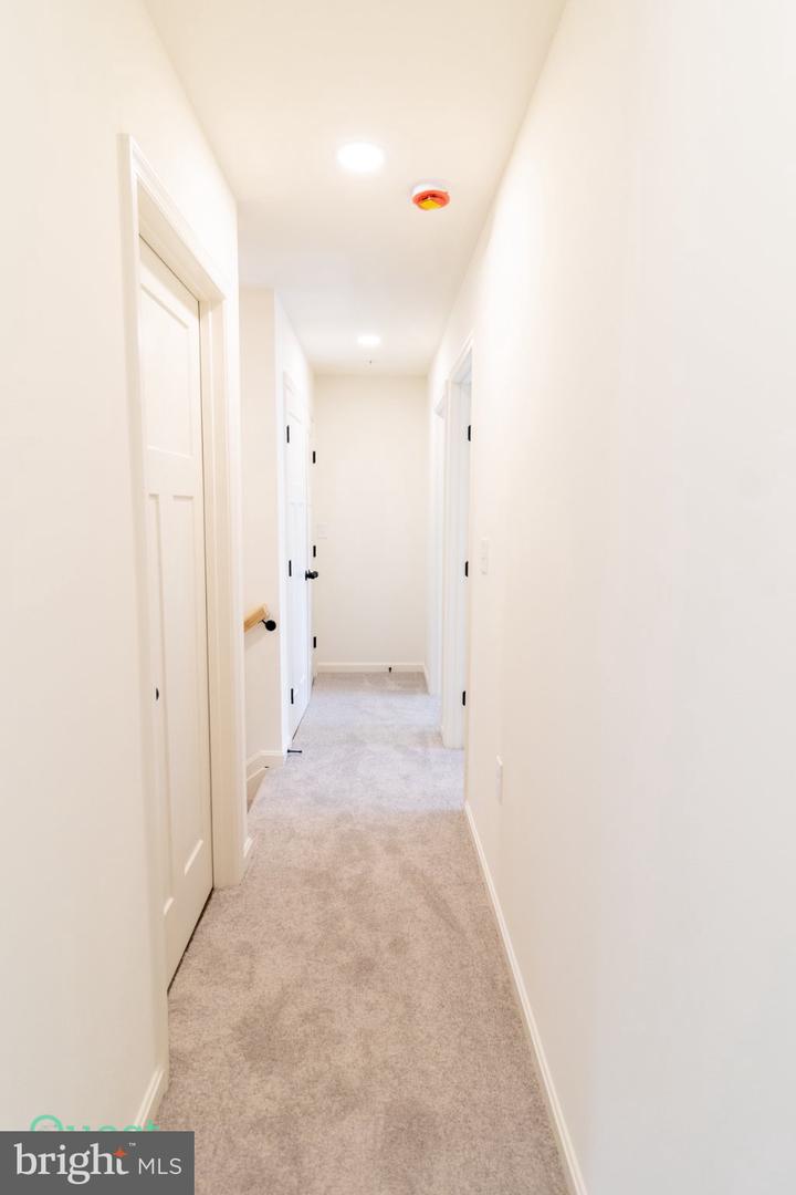 2113 Nuttal Ave Property Photo 55