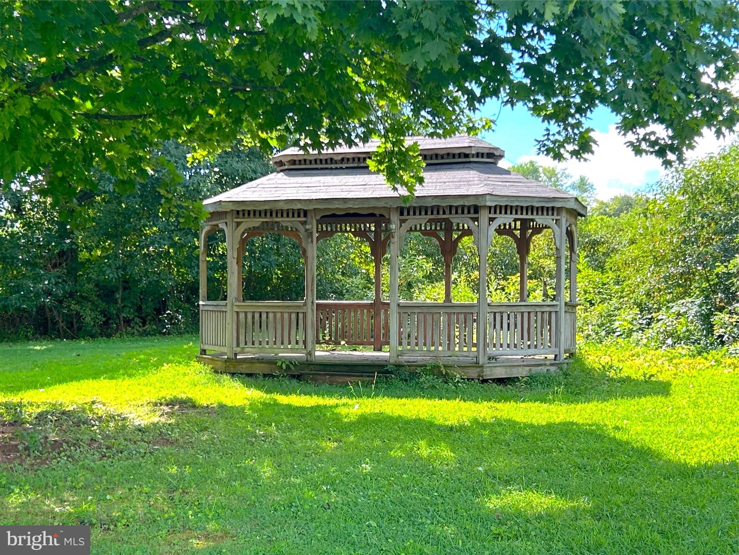 1959 Glen Cove Rd Property Photo 16