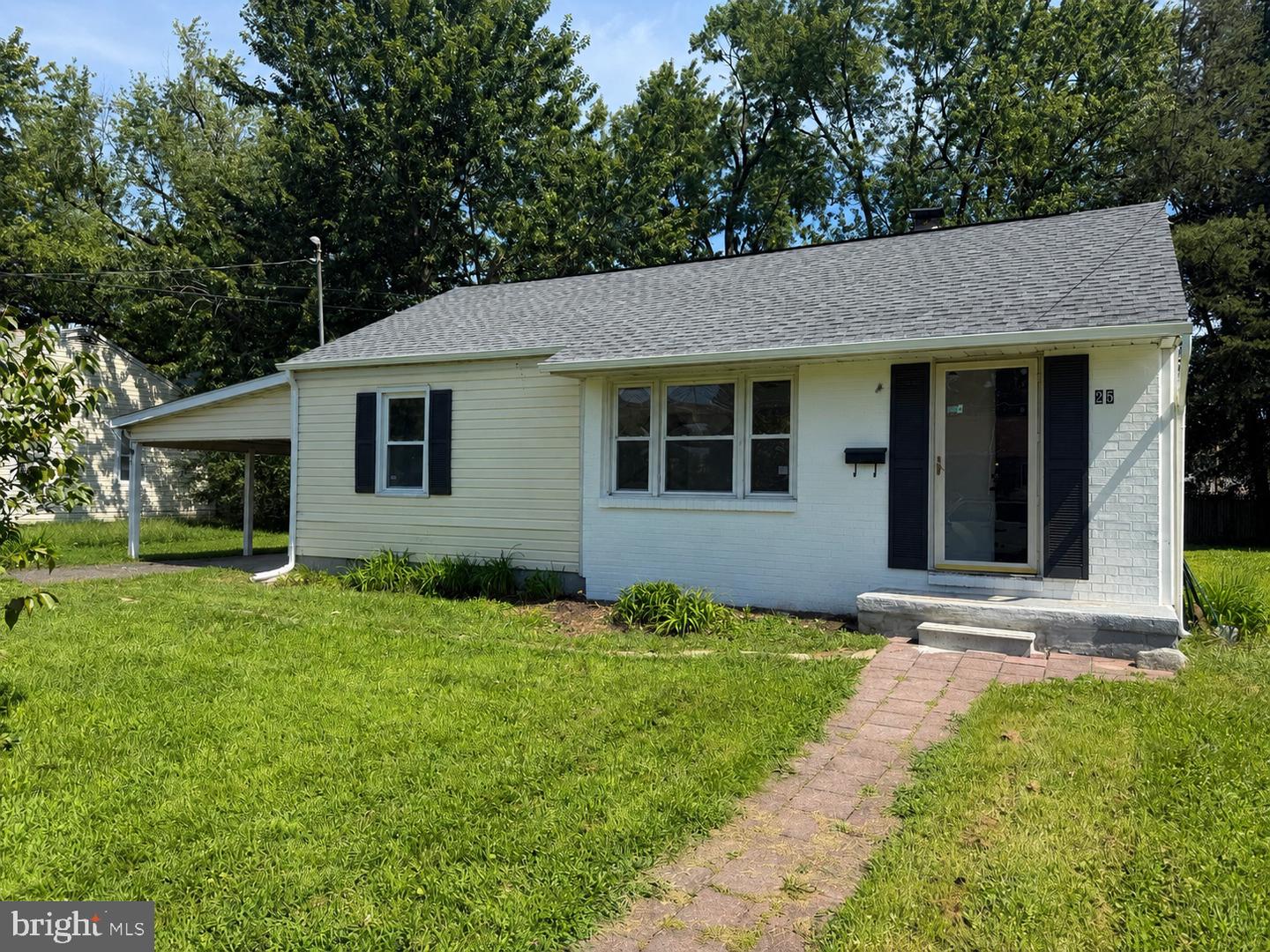 25 Mitchell Ave Property Photo 1