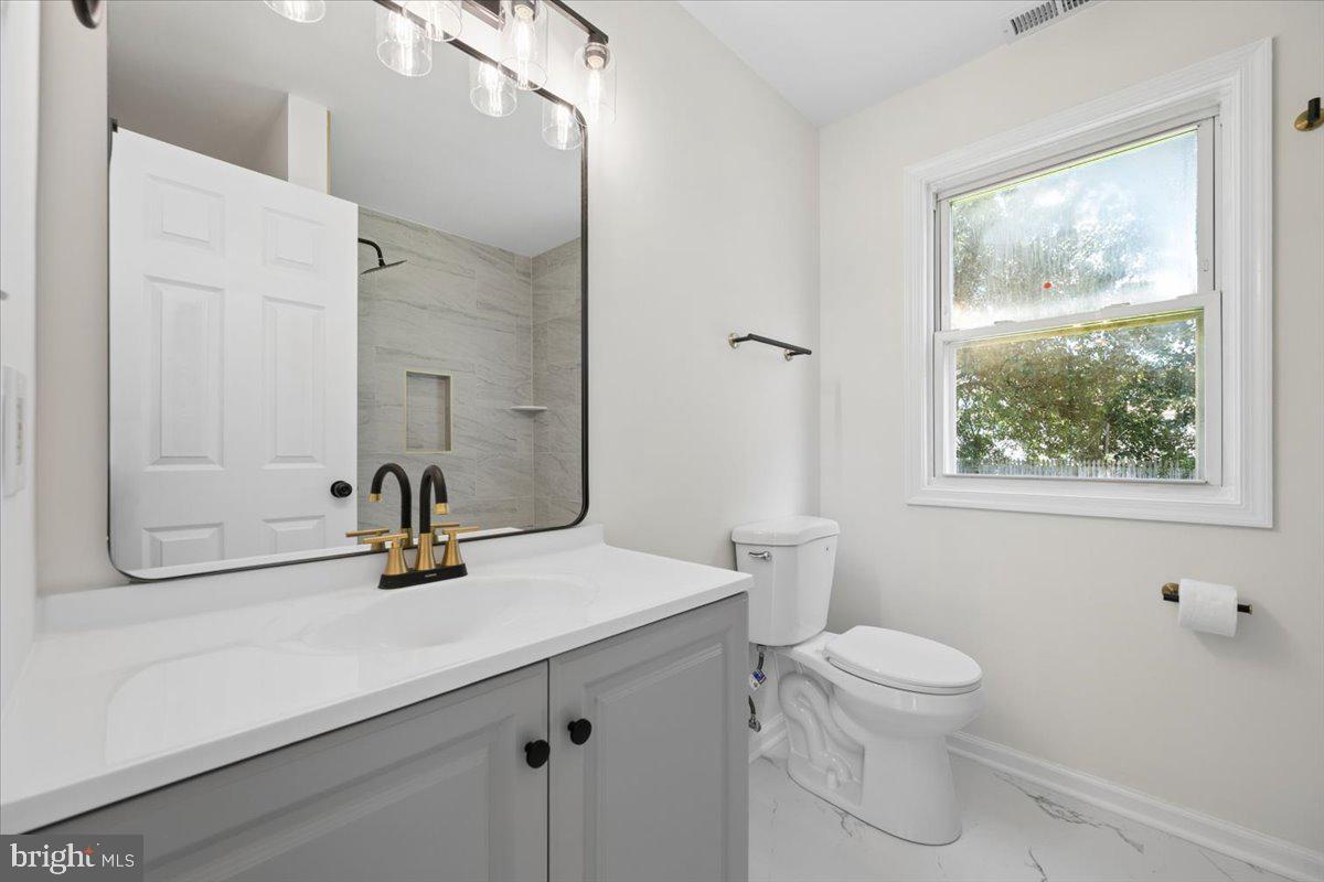 25 Mitchell Ave Property Photo 43