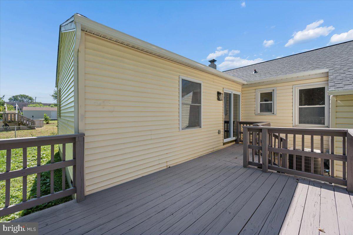 25 Mitchell Ave Property Photo 62