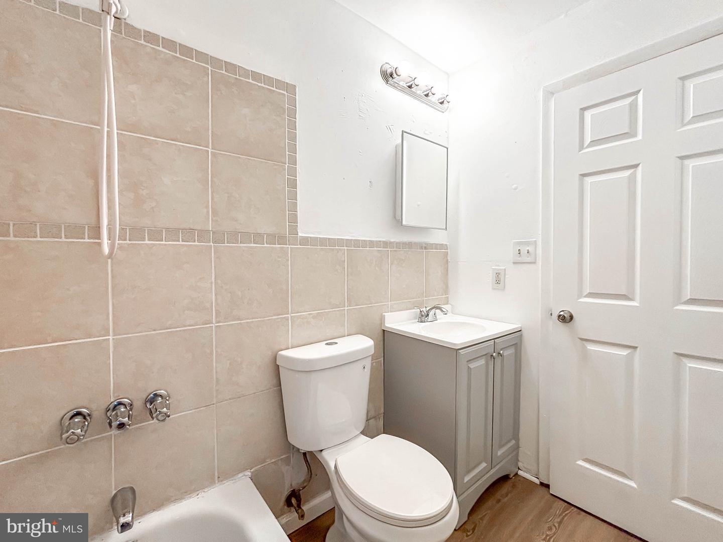 1754 Judy Way Property Photo 6