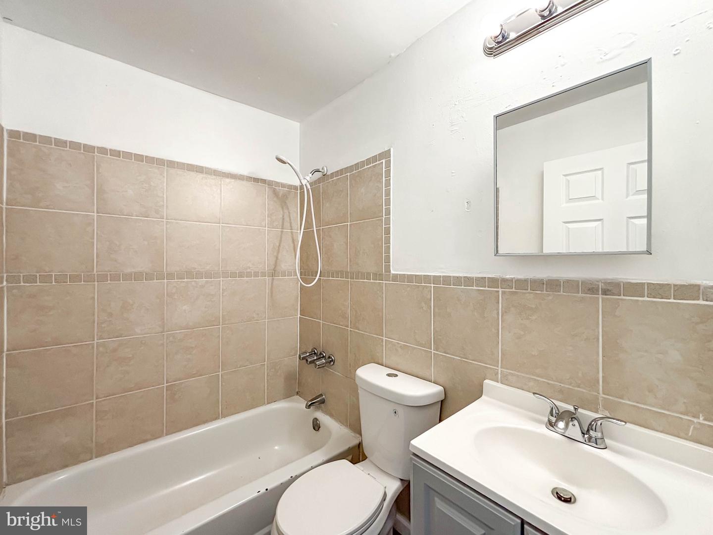 1754 Judy Way Property Photo 15