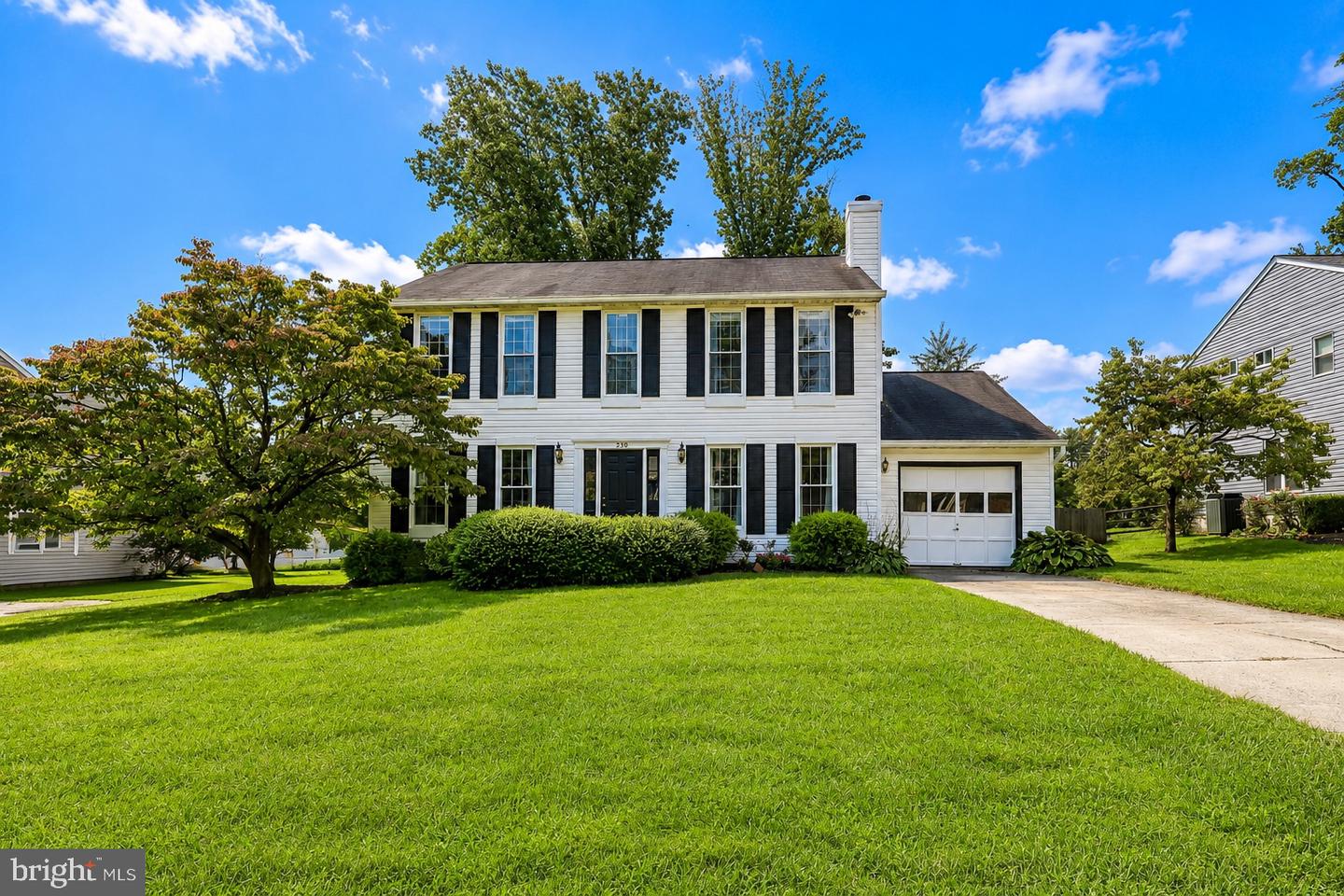 230 HITCHING POST DR
