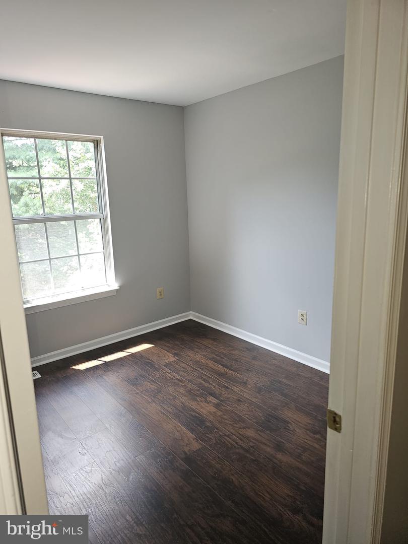 3312 Midland Ct Property Photo 15
